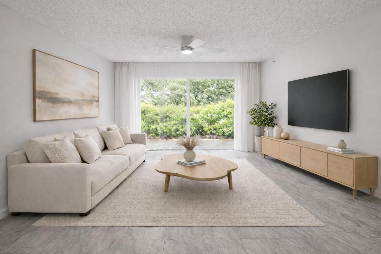 Foto de propiedad en 5025 Wiles Road 107, Coconut Creek, FL 33073 Coconut Creek con MLS# 