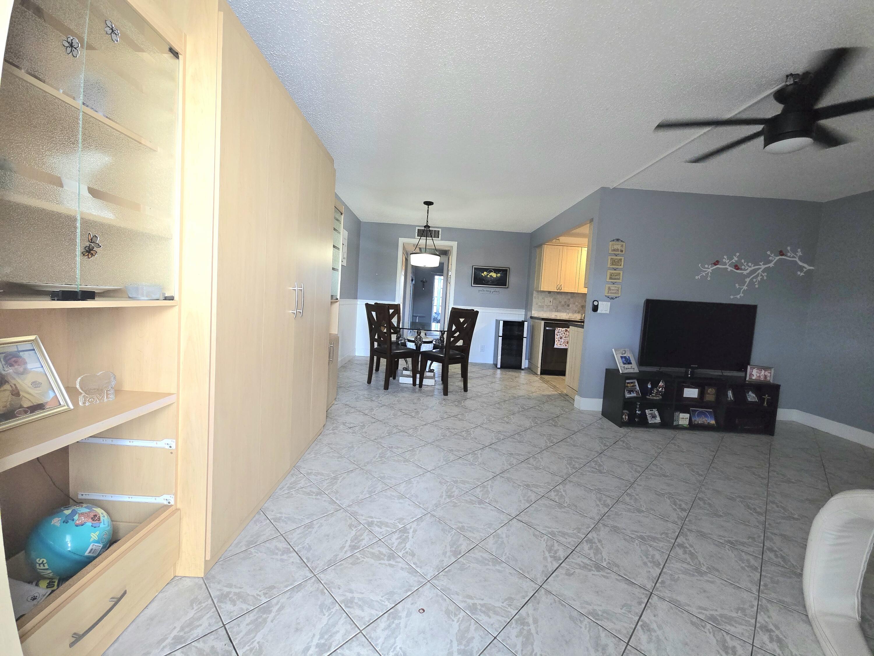 Foto de propiedad en 2010 Westbury F 2010, Deerfield Beach, FL 33442 Deerfield Beach con MLS# 
