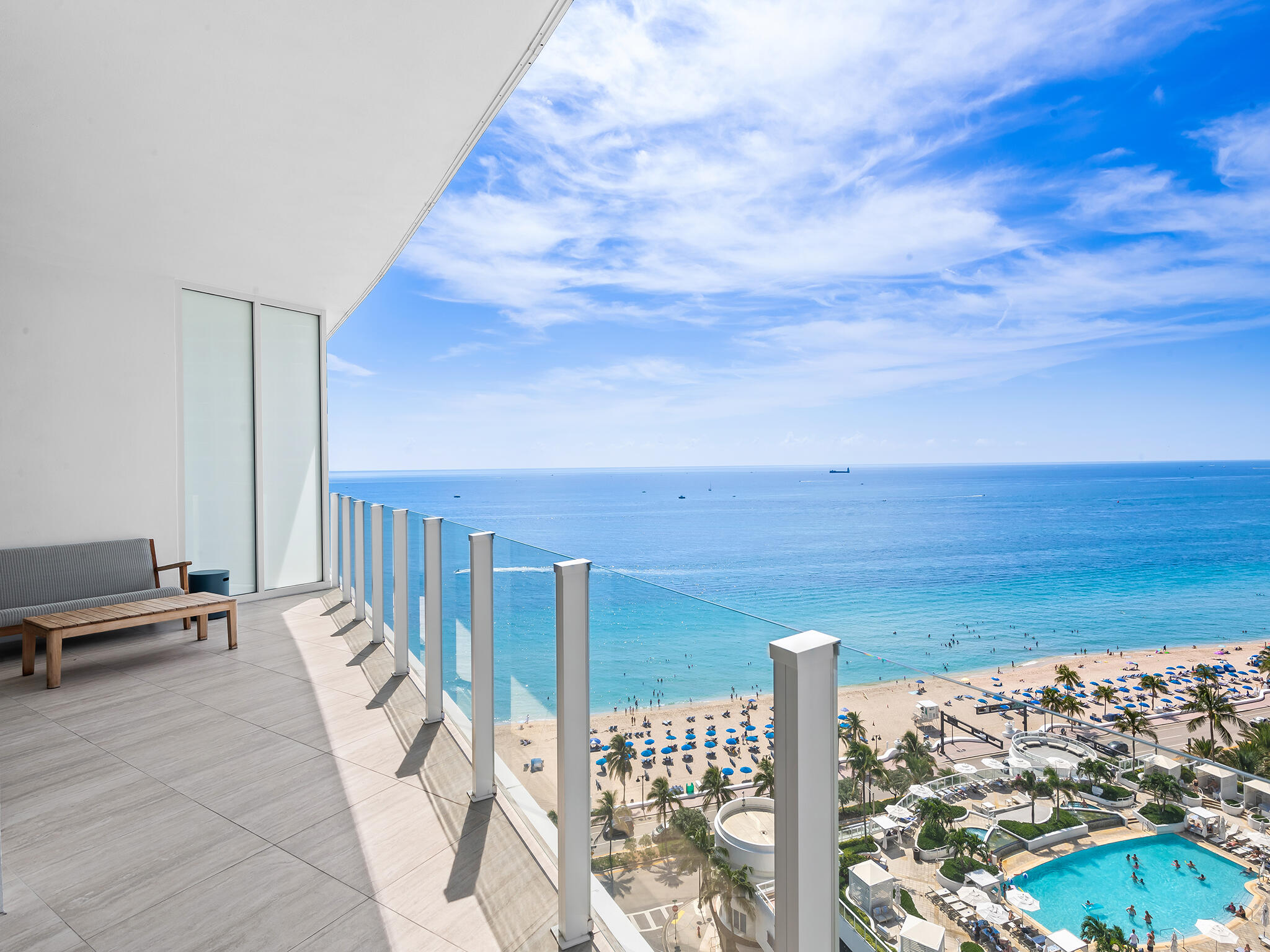 Foto de propiedad en 525 N Fort Lauderdale Beach Boulevard 1505, Fort Lauderdale, FL 33304 Fort Lauderdale con MLS# 