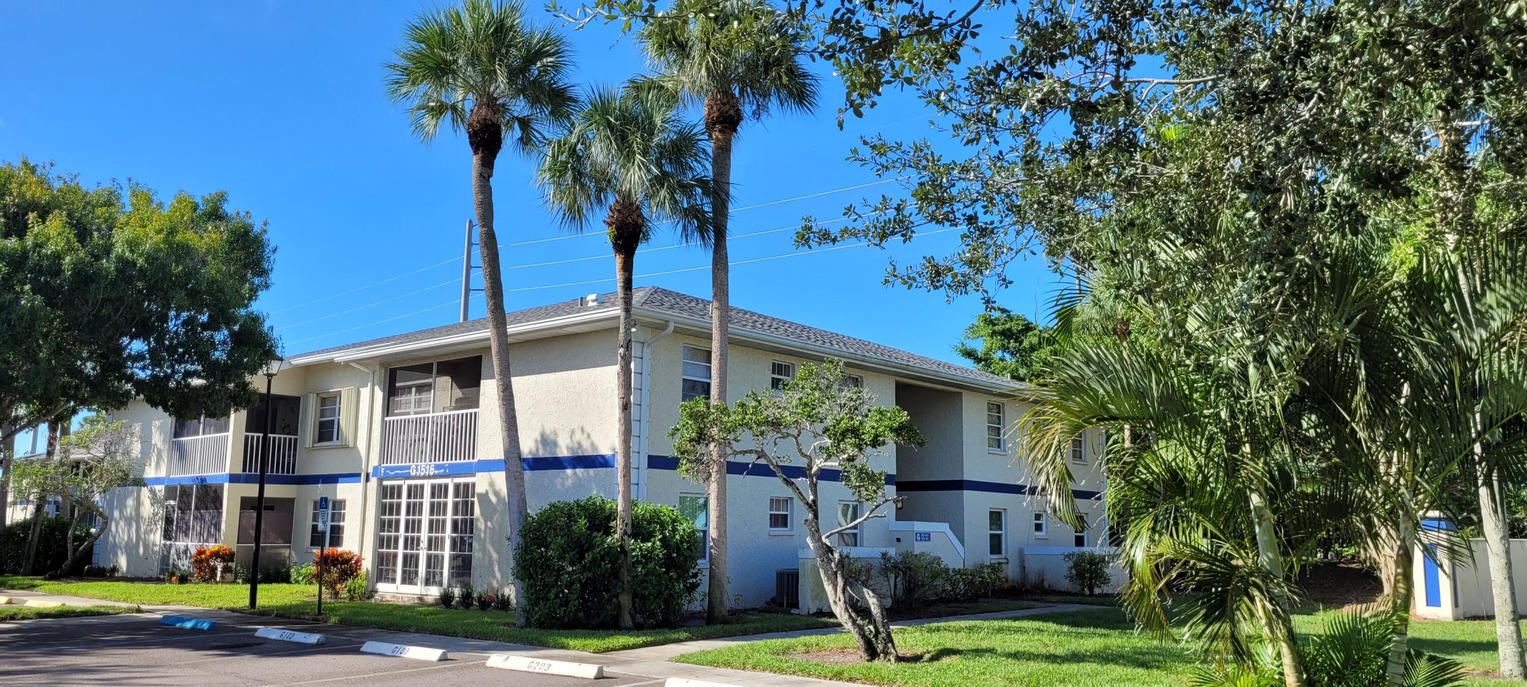 Foto de propiedad en 1516 SE Royal Green Circle G-103, Port St. Lucie, FL 34952 Port St. Lucie con MLS# 