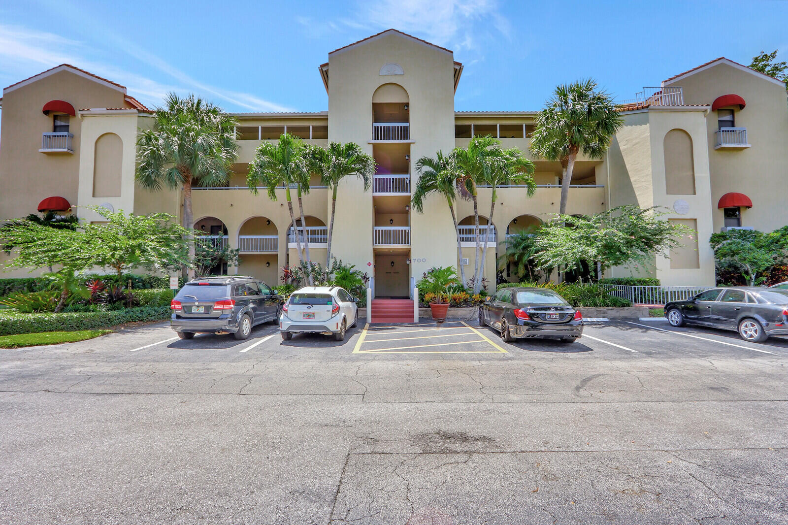 En Renta 700 Uno Lago Drive 301, Juno Beach, FL 33408, Juno Beach, FL 33408