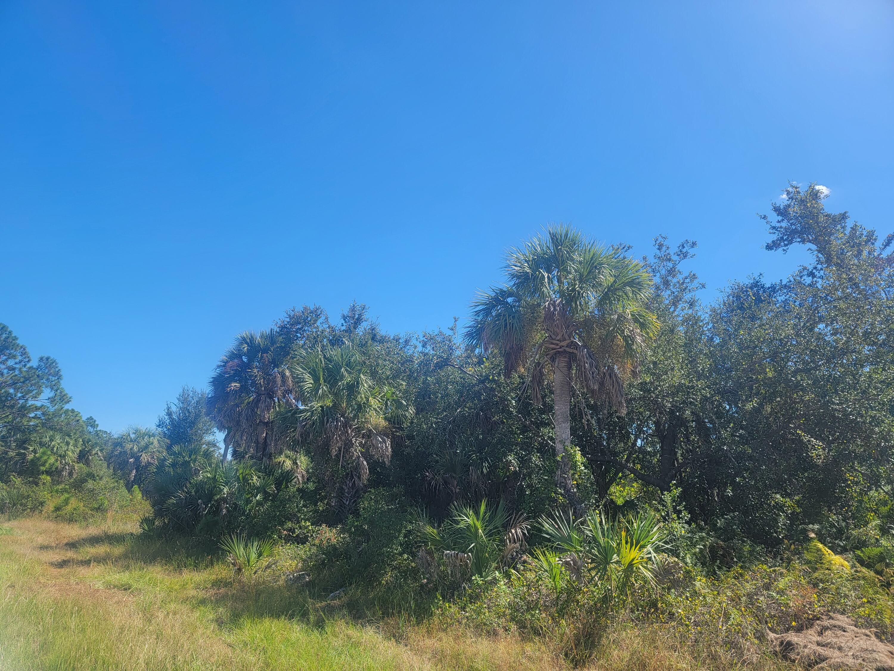 Foto de propiedad en  Port Charlotte con MLS# 