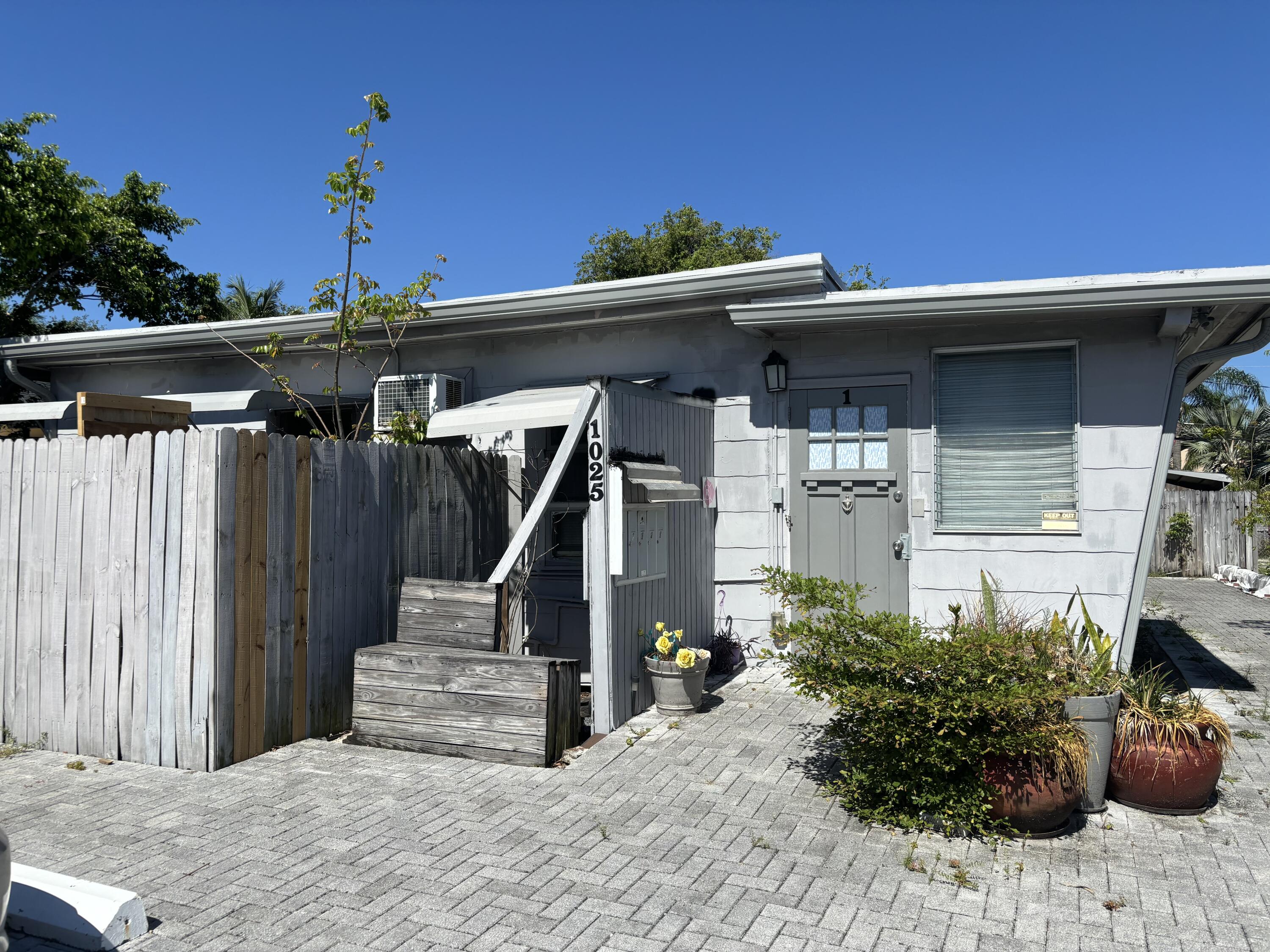 Vendido 1025-1027 NE 16 Terrace, Fort Lauderdale, FL 33304, Fort Lauderdale, FL 33304