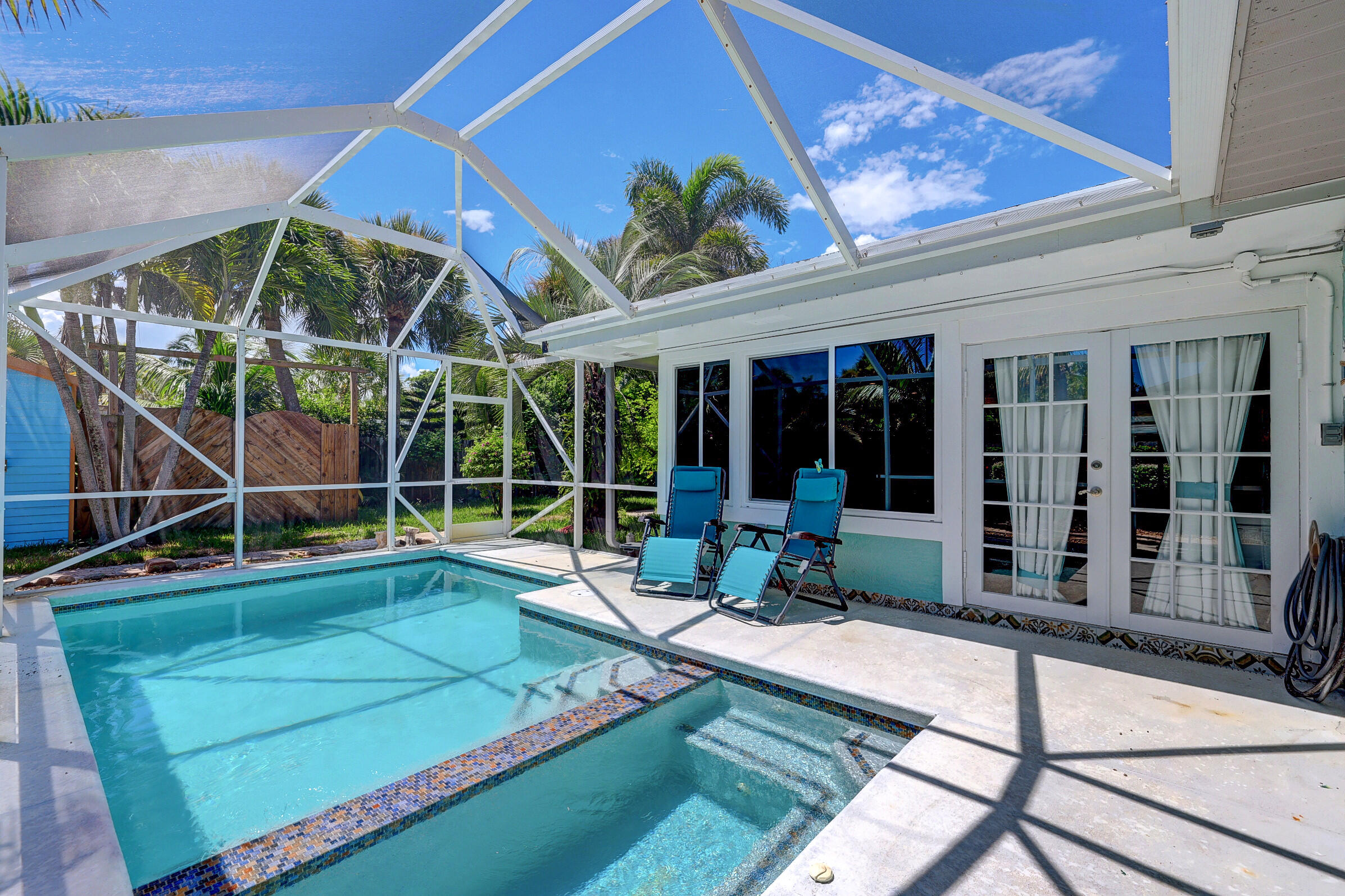 Foto de propiedad en 1927 Cypress Avenue, Fort Pierce, FL 34949 Fort Pierce con MLS# 