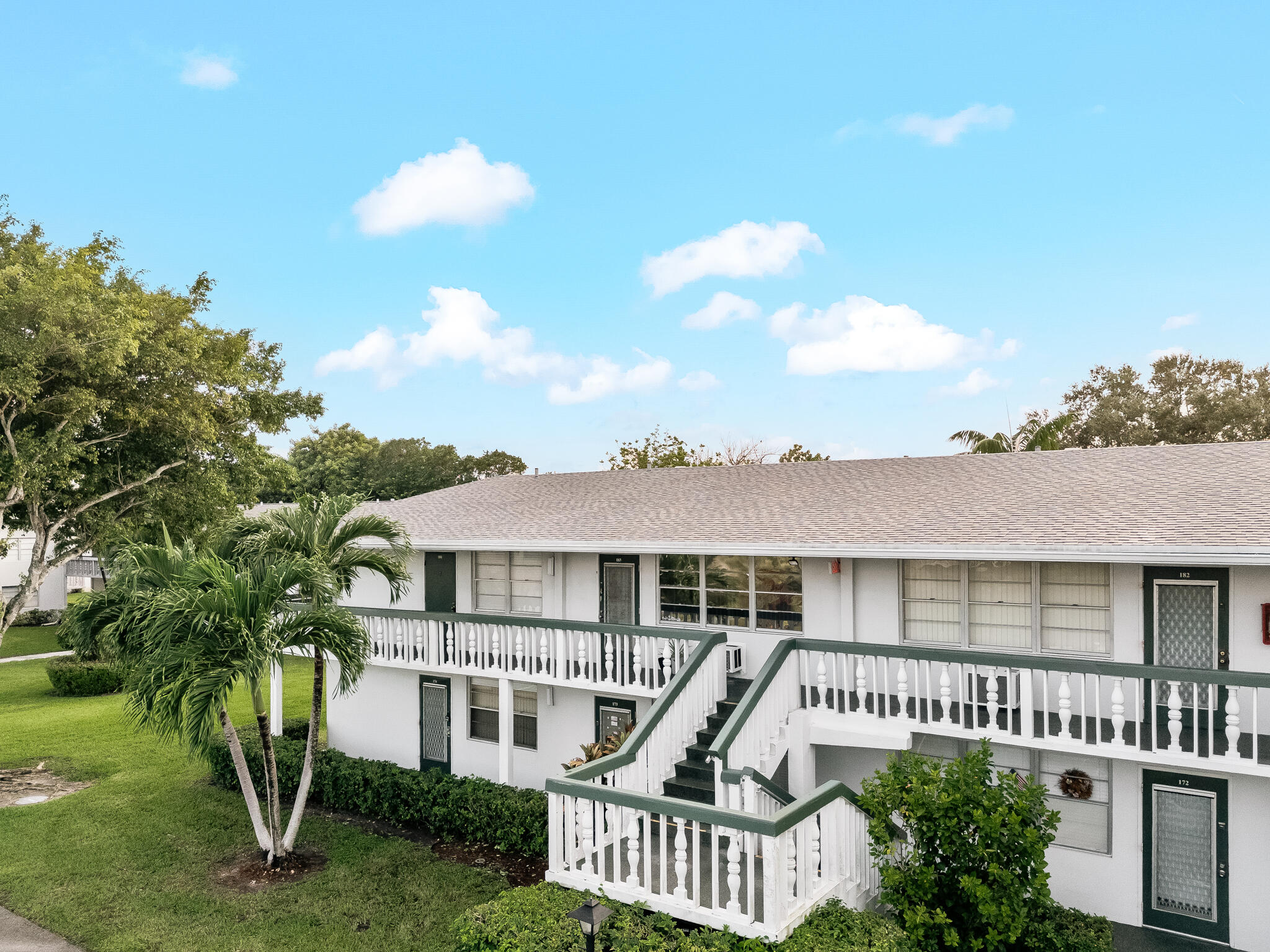 Foto de propiedad en 184 Oakridge L 184, Deerfield Beach, FL 33442 Deerfield Beach con MLS# 