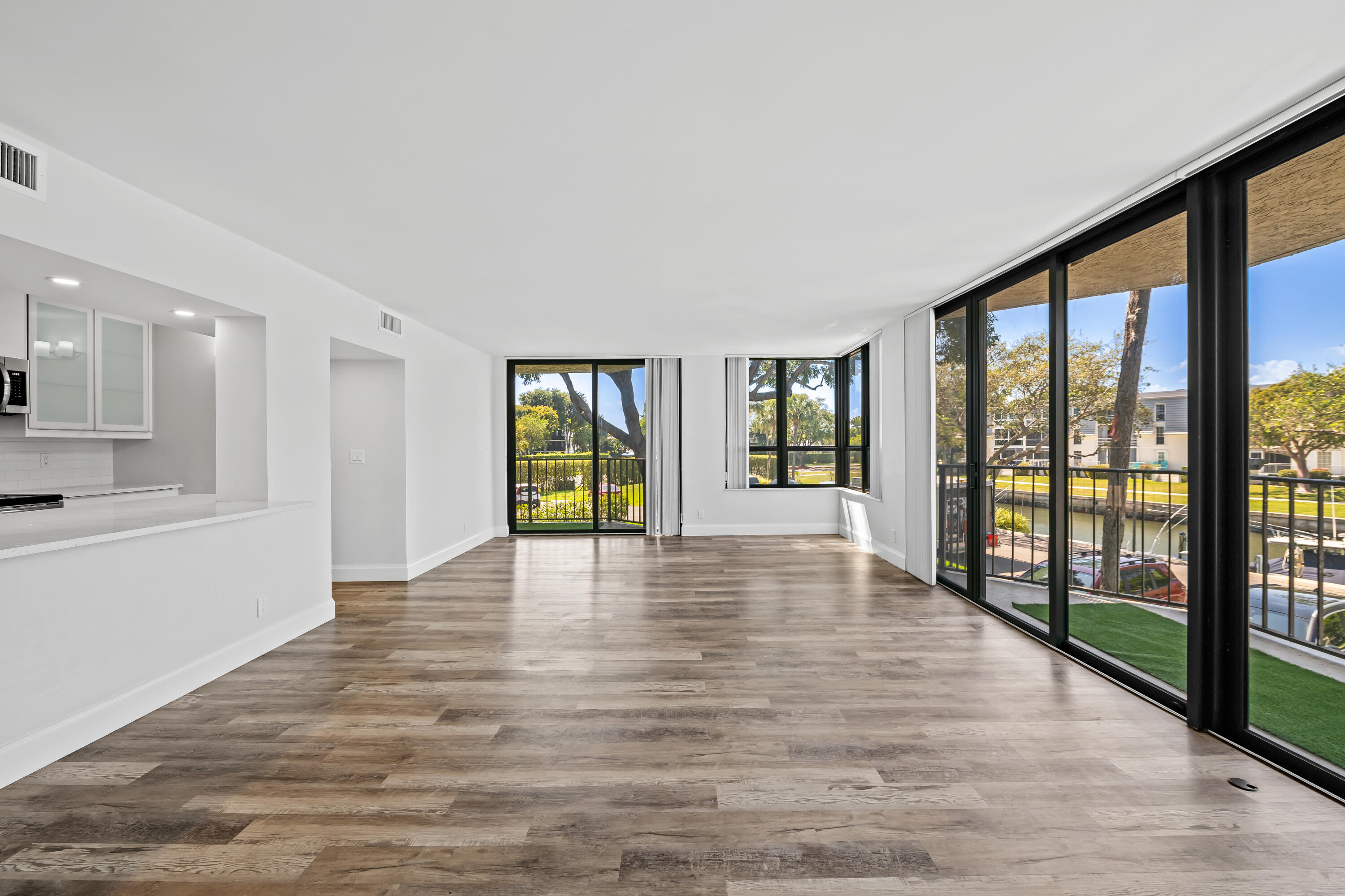 Foto de propiedad en 799 Jeffery Street 202, Boca Raton, FL 33487 Boca Raton con MLS# 