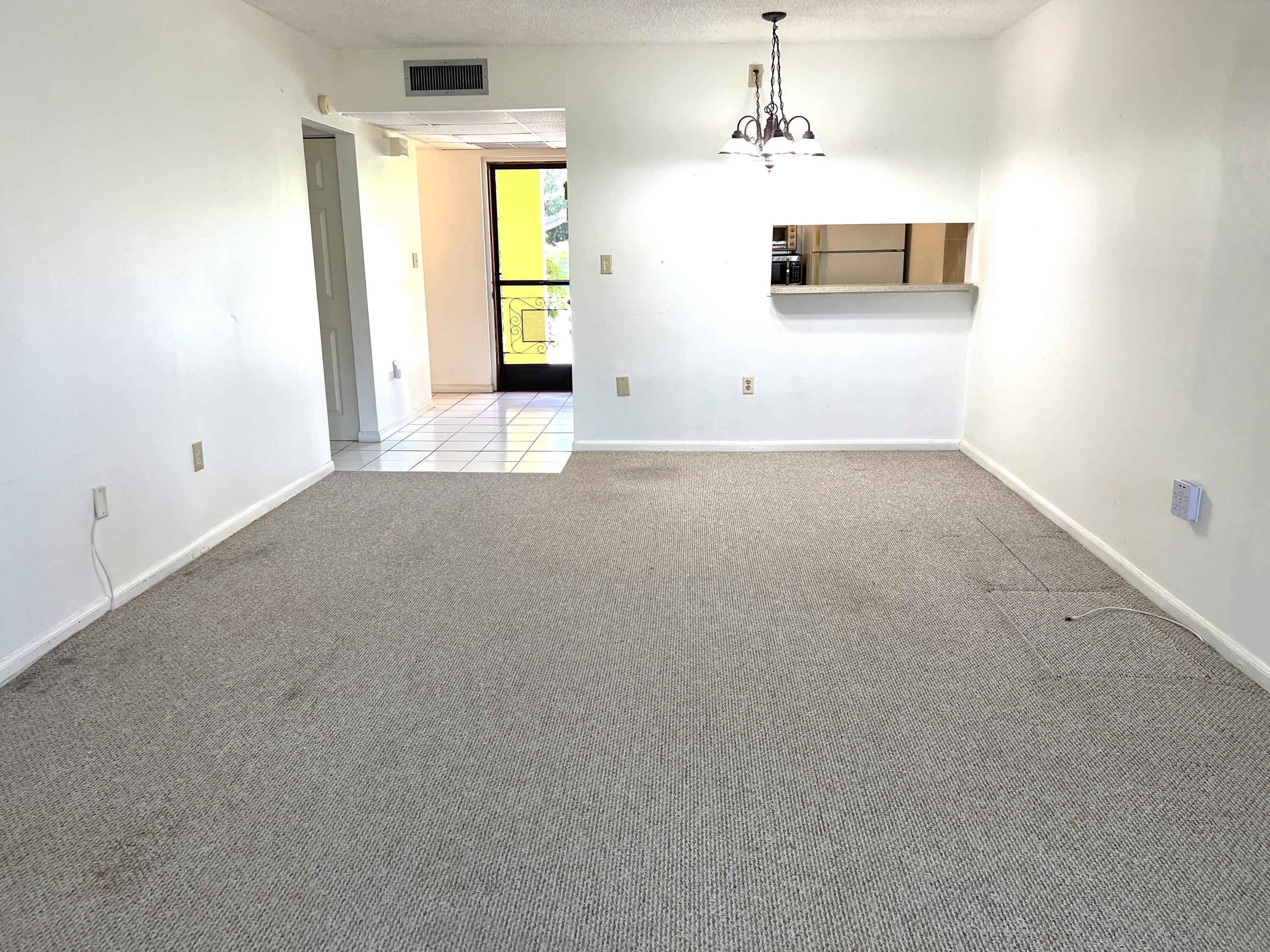 Foto de propiedad en 812 SW 9th Street Circle 103, Boca Raton, FL 33486 Boca Raton con MLS# 
