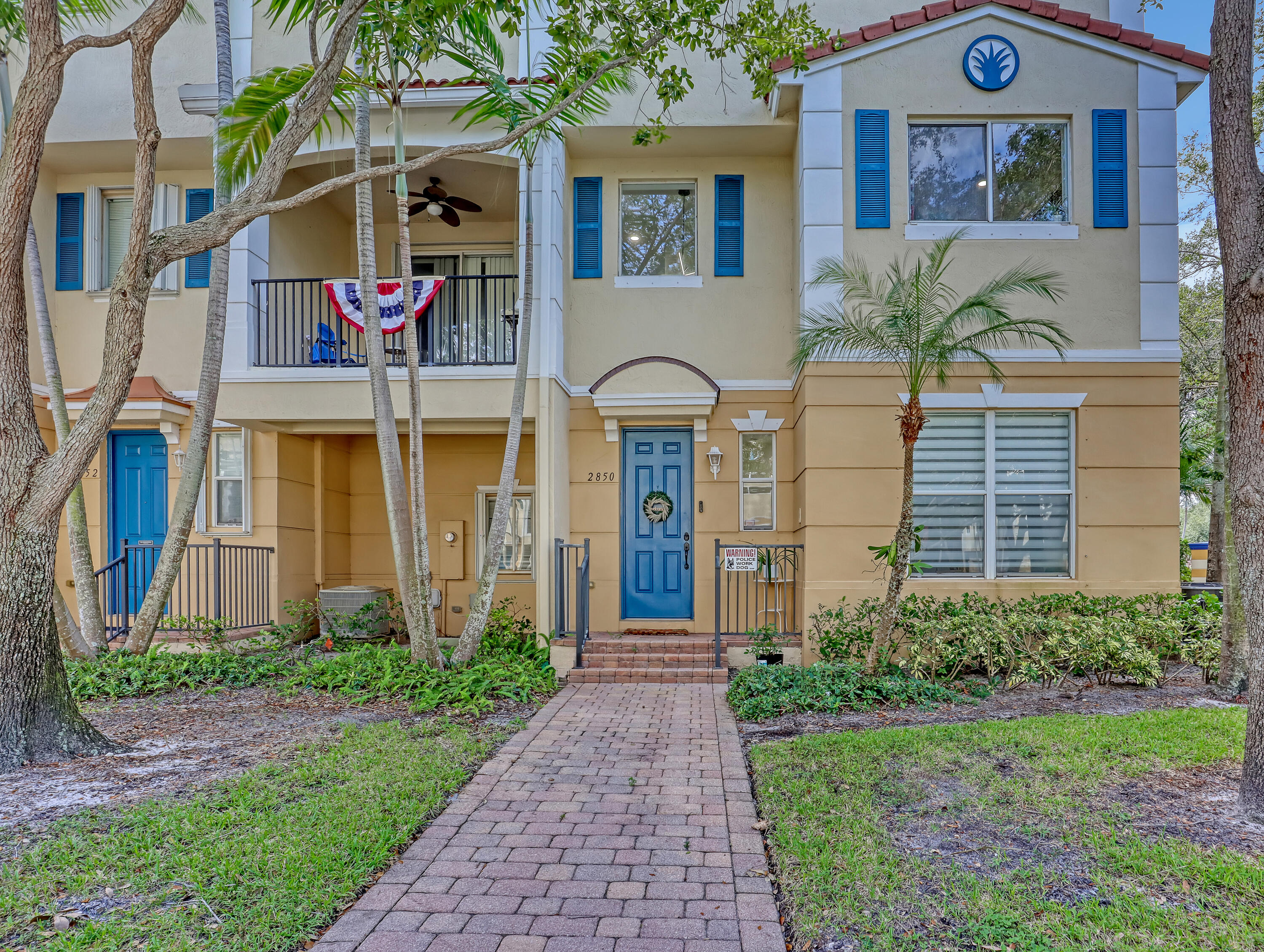 Foto de propiedad en 2850 S Oasis Drive, Boynton Beach, FL 33426 Boynton Beach con MLS# 