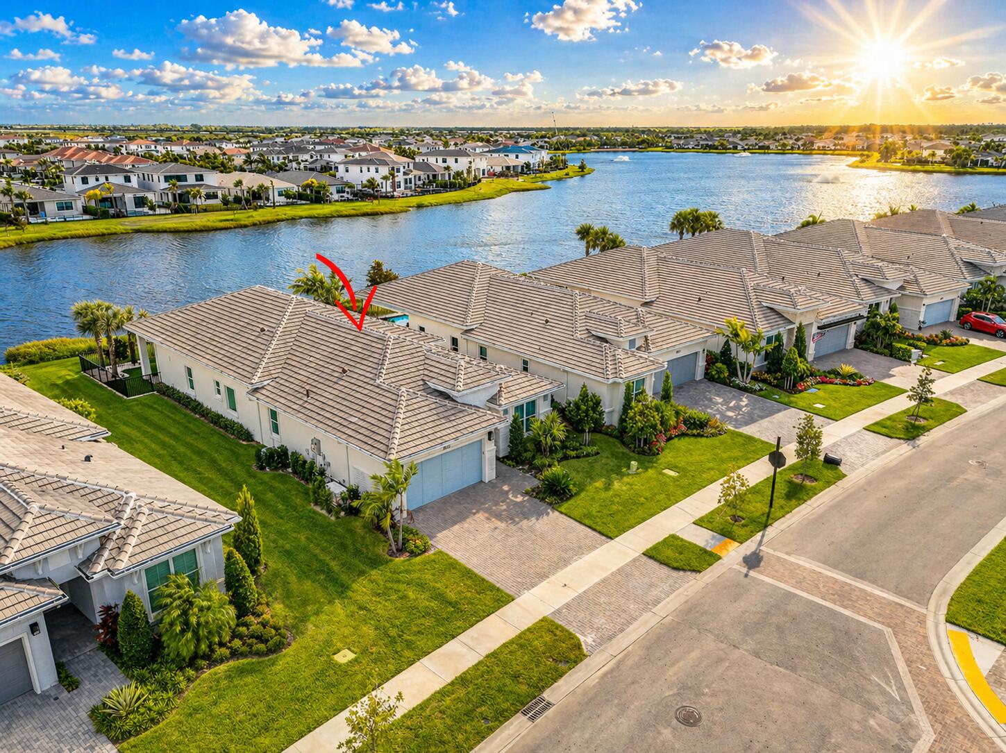 Foto de propiedad en 10033 Regency Way, Palm Beach Gardens, FL 33412 Palm Beach Gardens con MLS# 
