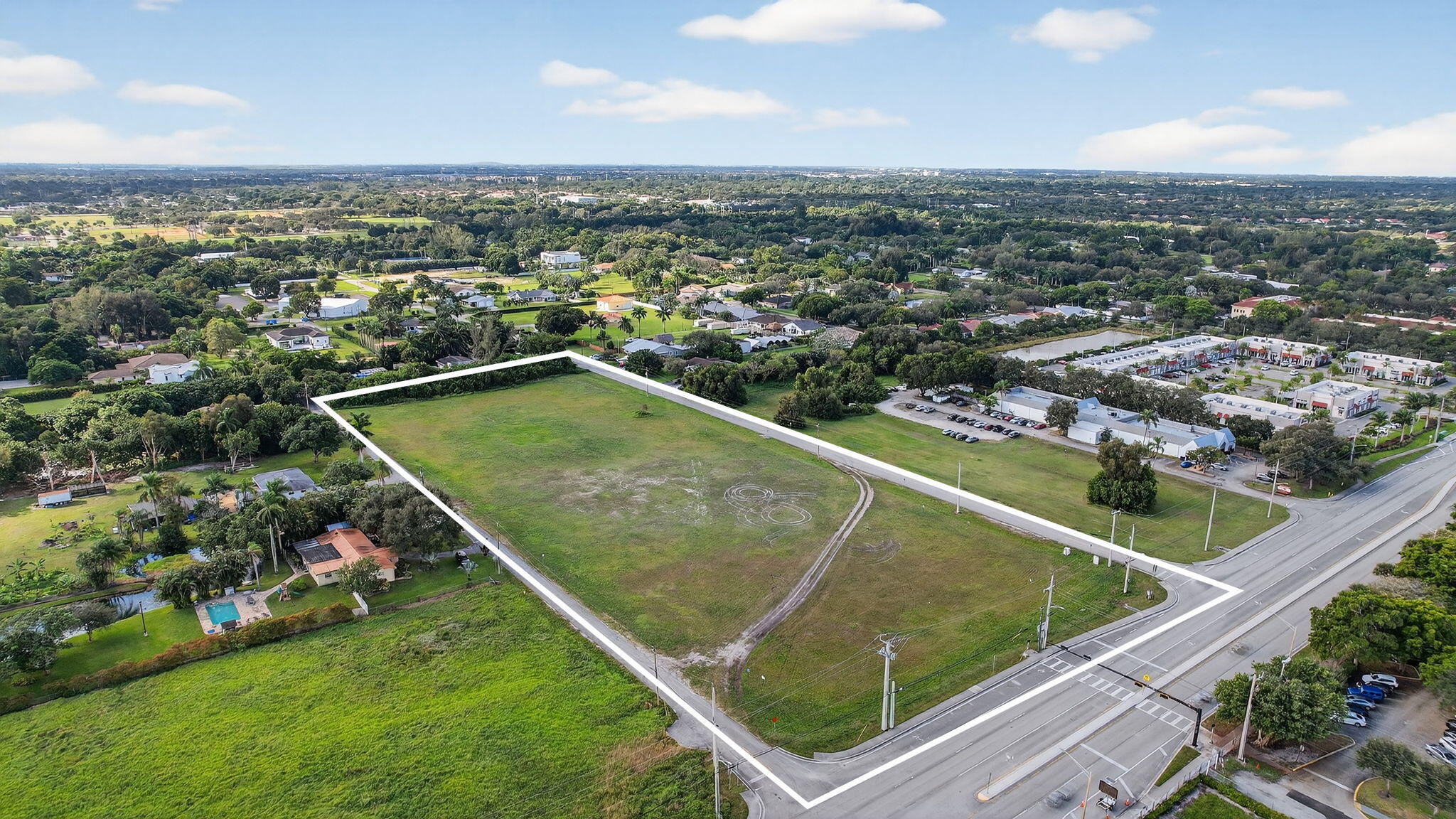 Foto de propiedad en 92 NW 92 Avenue, Cooper City, FL 33024 Cooper City con MLS# 