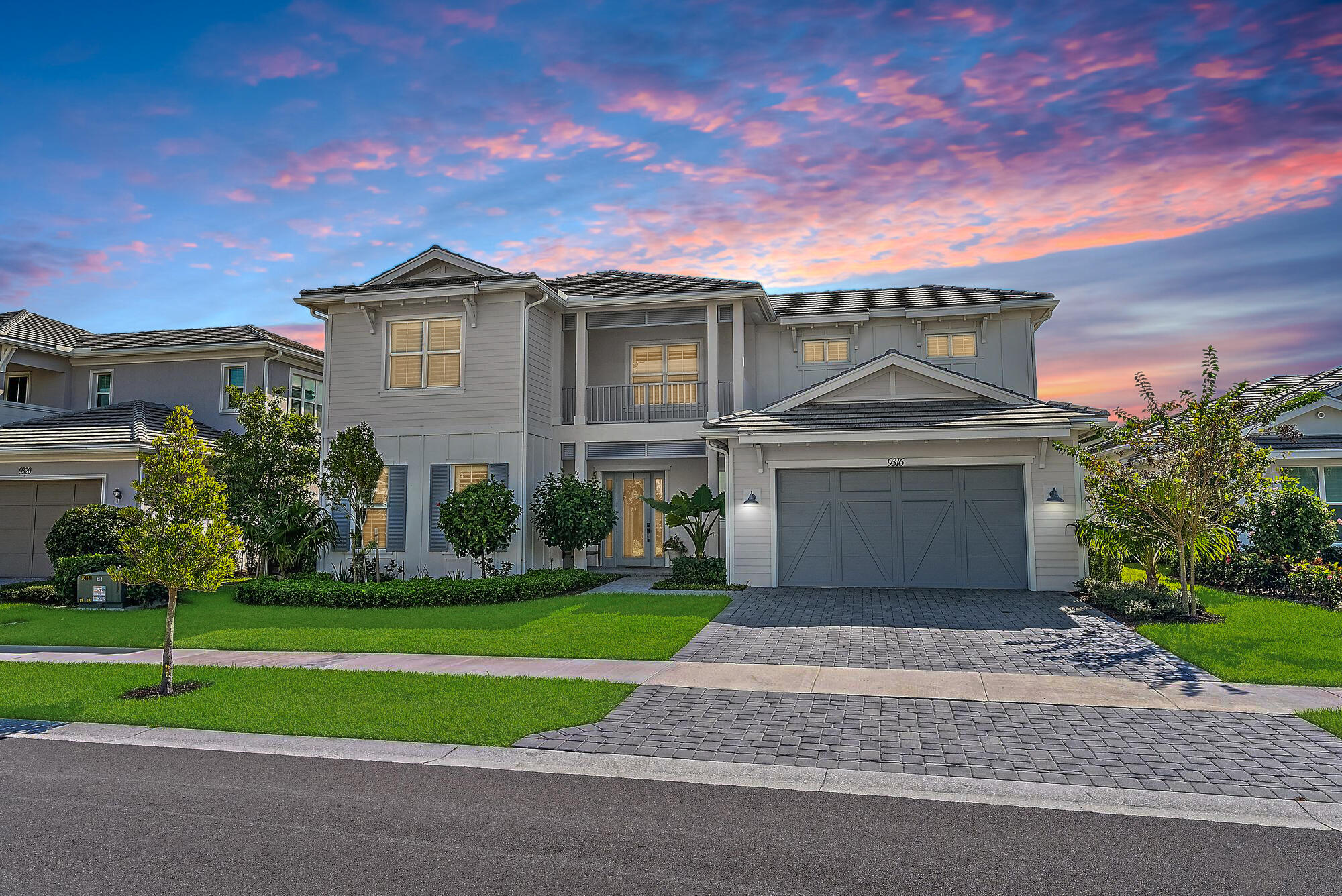 Foto de propiedad en 9316 Crestview Circle, Palm Beach Gardens, FL 33412 Palm Beach Gardens con MLS# 