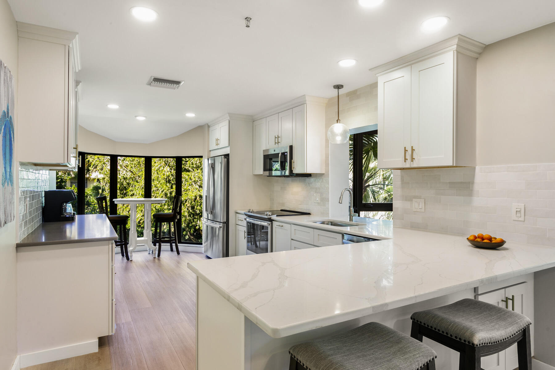 Foto de propiedad en 17137 Waterbend Drive 201, Jupiter, FL 33477 Jupiter con MLS# 
