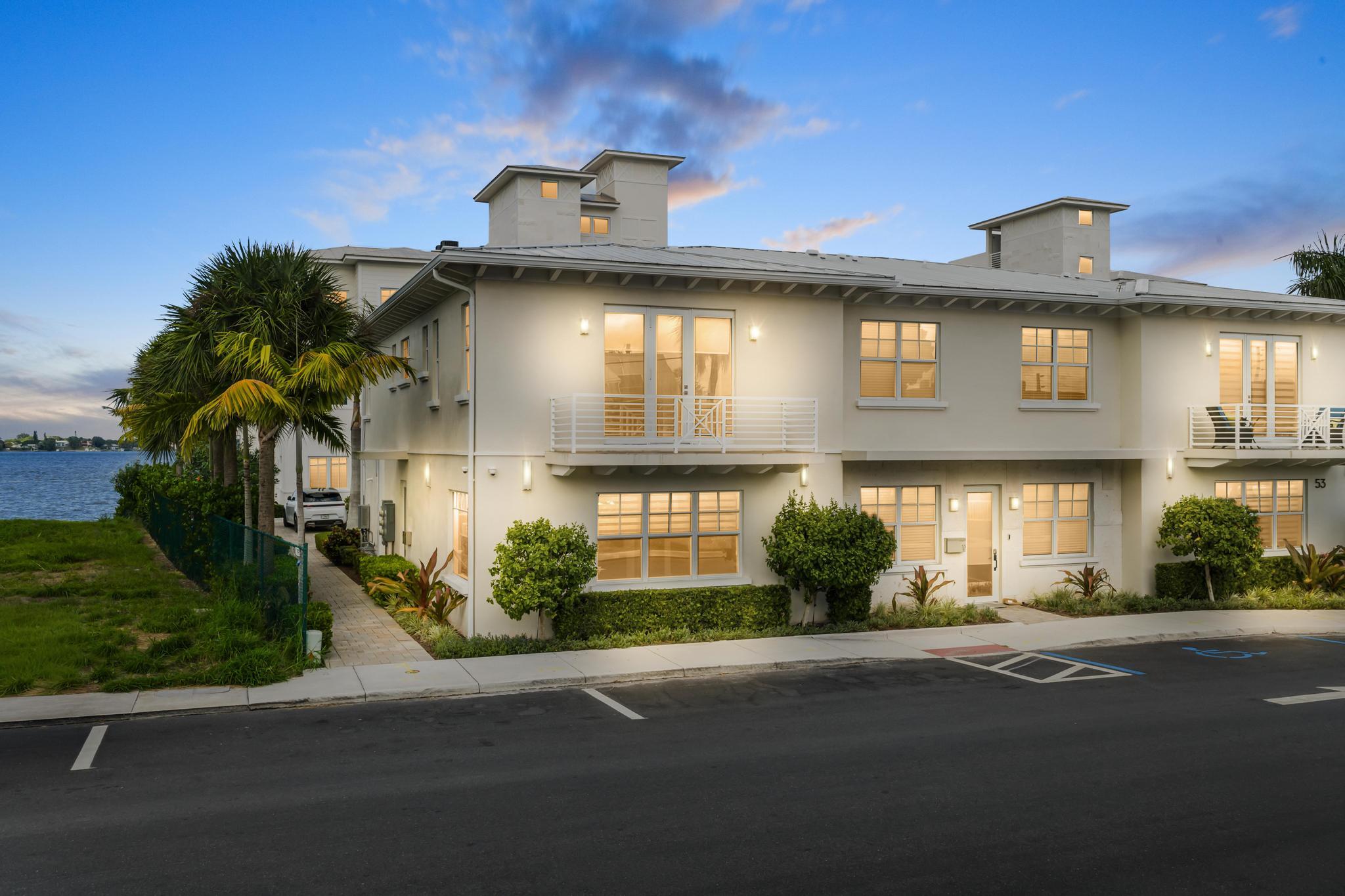 Vendido 53 SE Seminole Street A, Stuart, FL 34994, Stuart, FL 34994