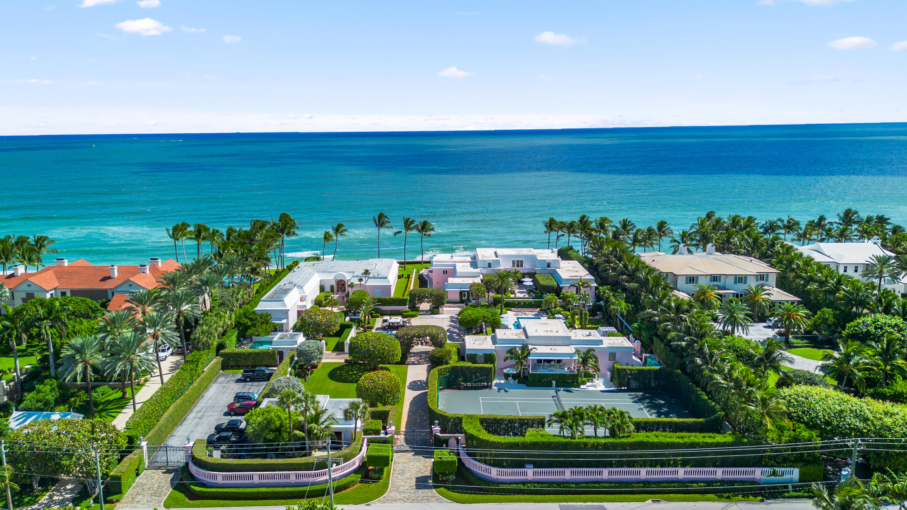 Foto de propiedad en 911 N Ocean Boulevard, Palm Beach, FL 33480 Palm Beach con MLS# 