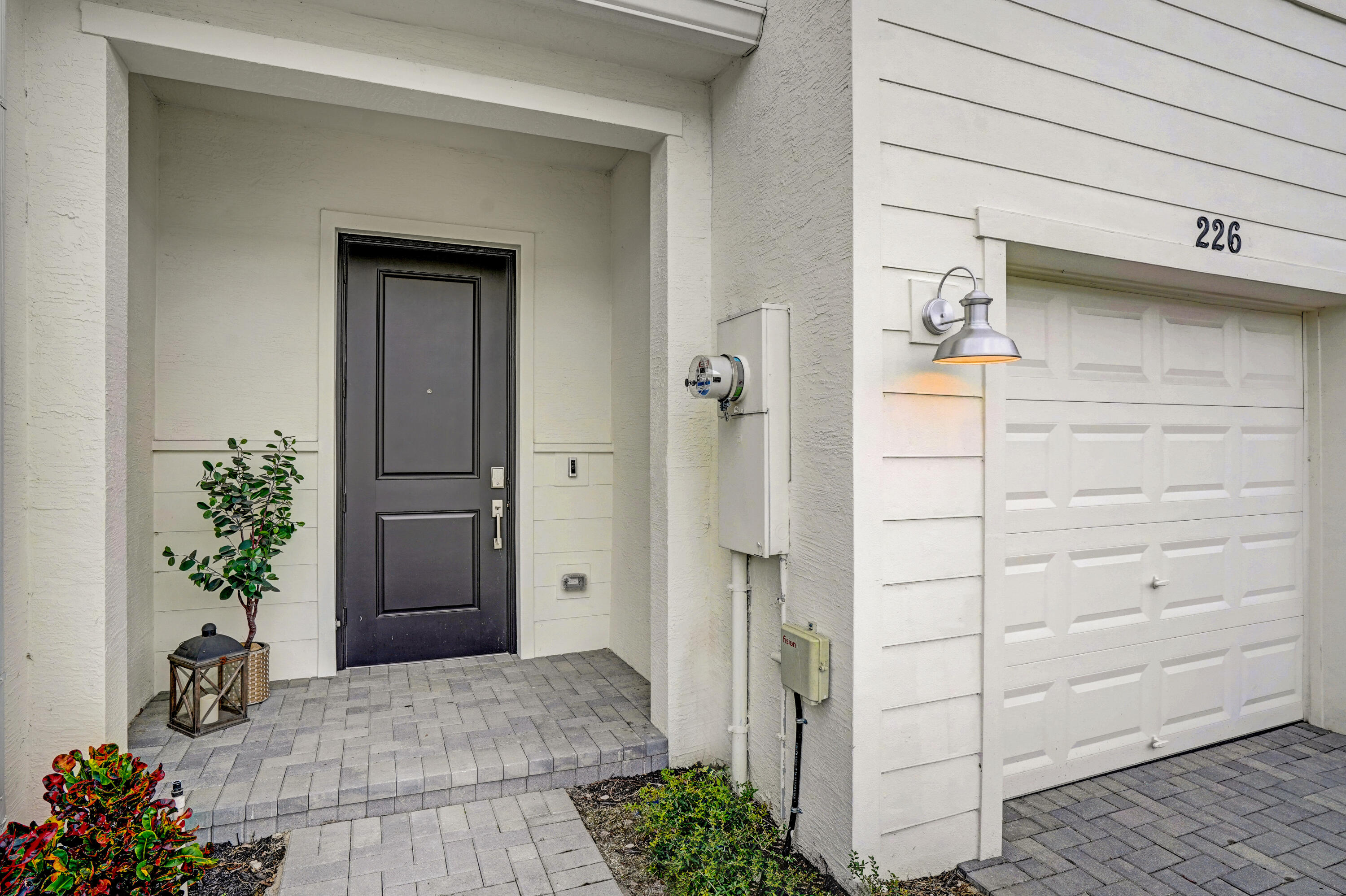 Foto de propiedad en 226 SE Woodbark Street, Port St. Lucie, FL 34984 Port St. Lucie con MLS# 