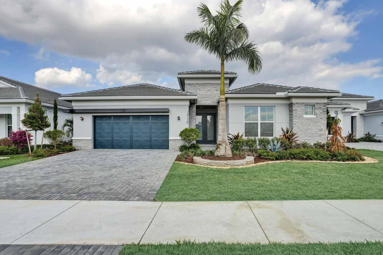 Foto de propiedad en 10120 Timber Creek Way, Palm Beach Gardens, FL 33412 Palm Beach Gardens con MLS# 