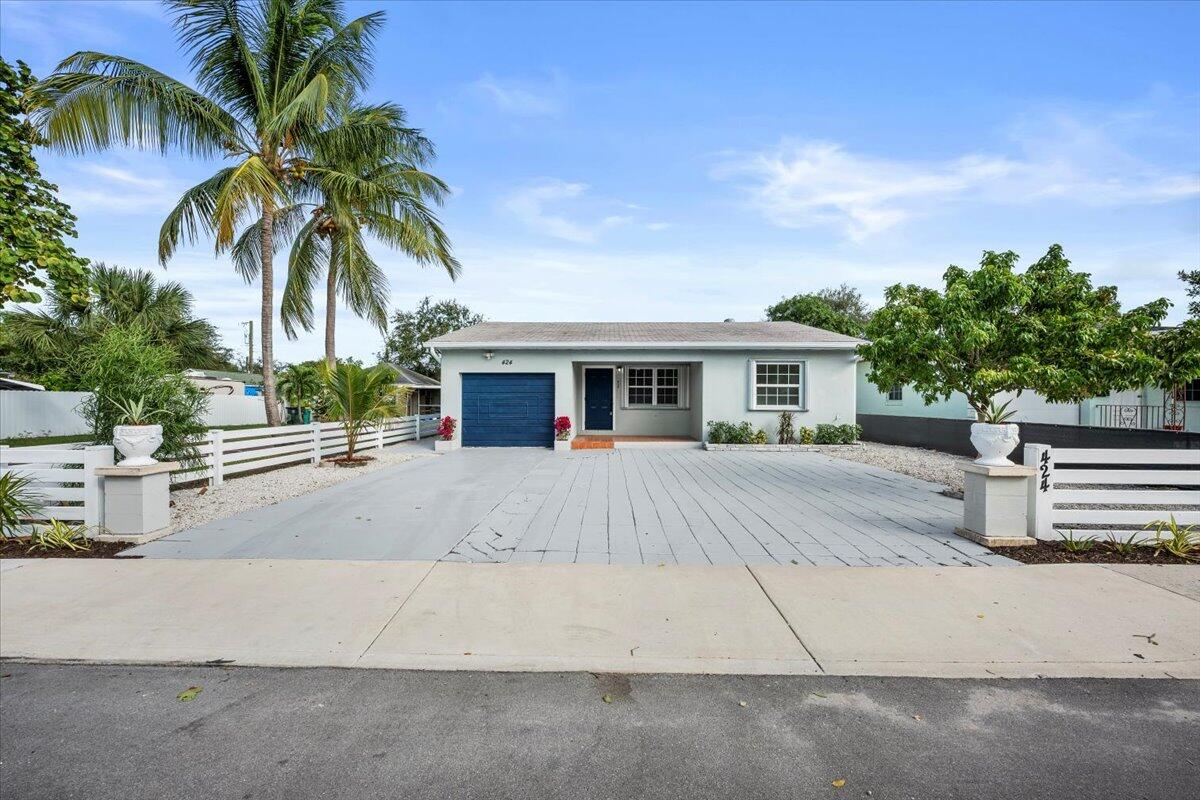 Vendido 424 N B Street, Lake Worth Beach, FL 33460, Lake Worth Beach, FL 33460