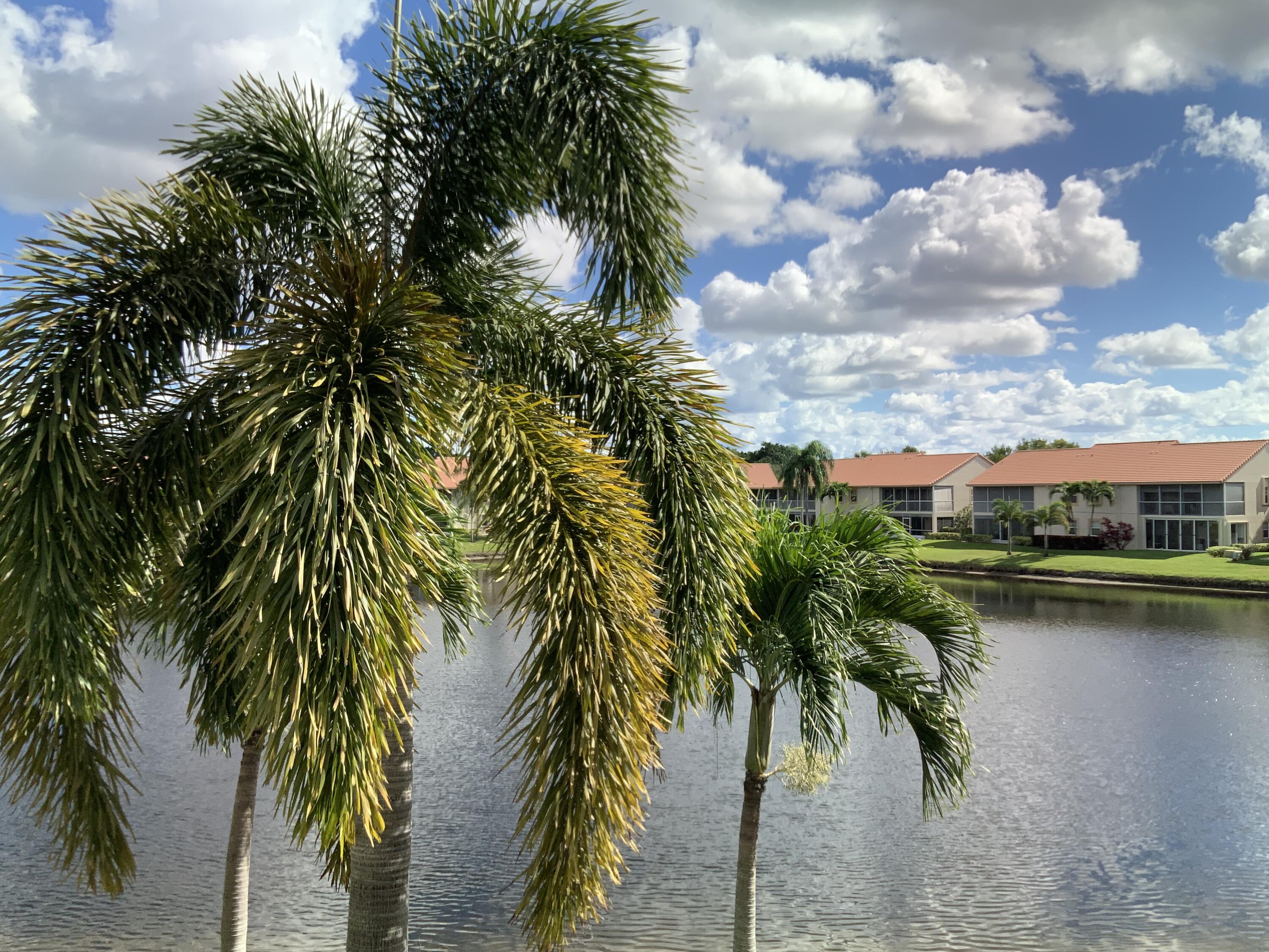 Foto de propiedad en 14356 Emerald Lake Drive 3, Delray Beach, FL 33446 Delray Beach con MLS# 