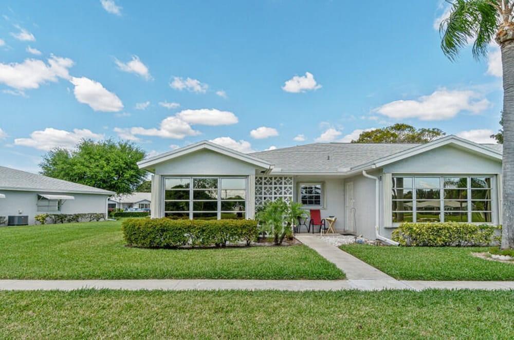 Foto de propiedad en 14492 Canalview Drive B, Delray Beach, FL 33484 Delray Beach con MLS# 