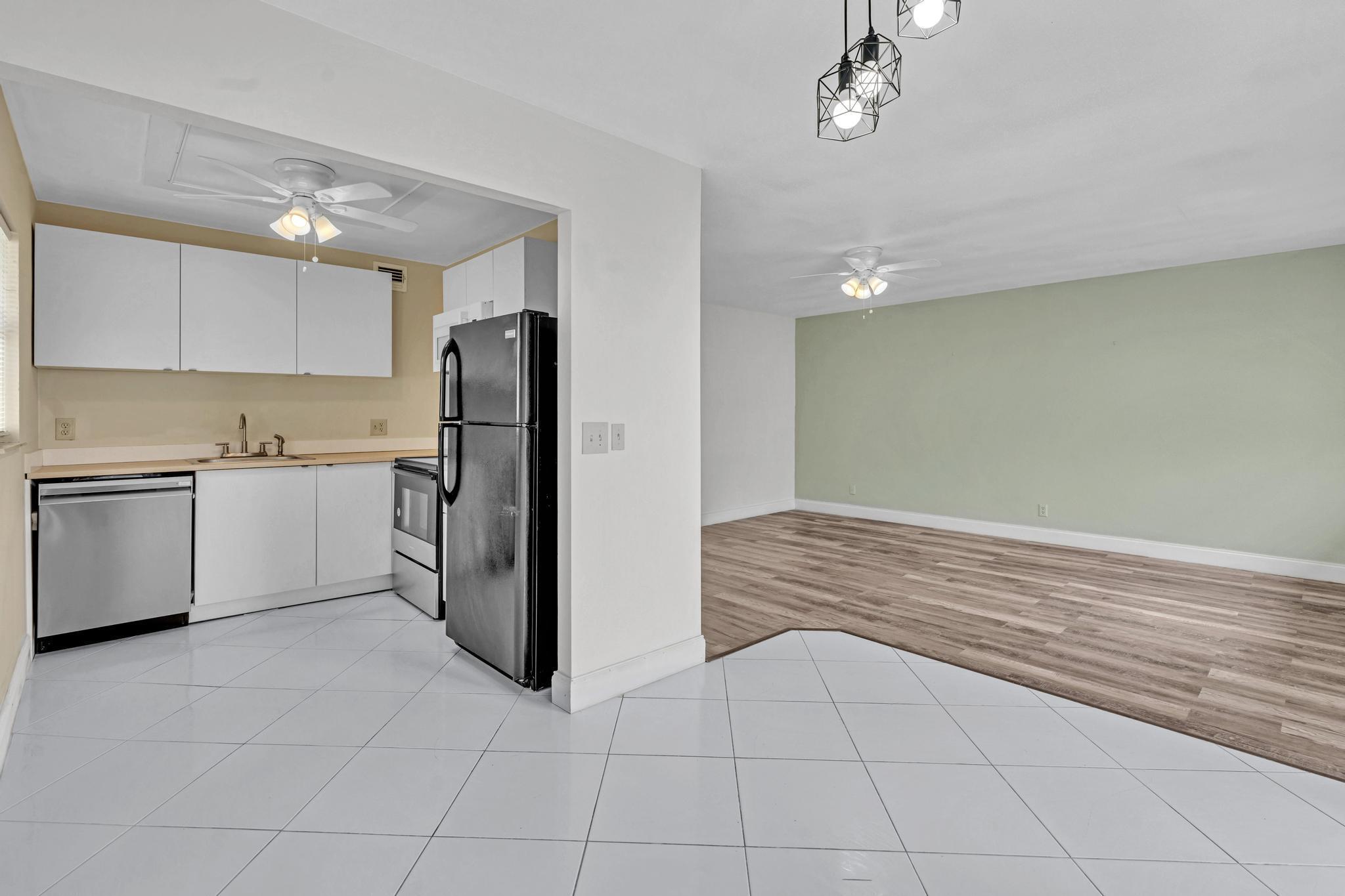 Foto de propiedad en 365 Flanders H, Delray Beach, FL 33484 Delray Beach con MLS# 