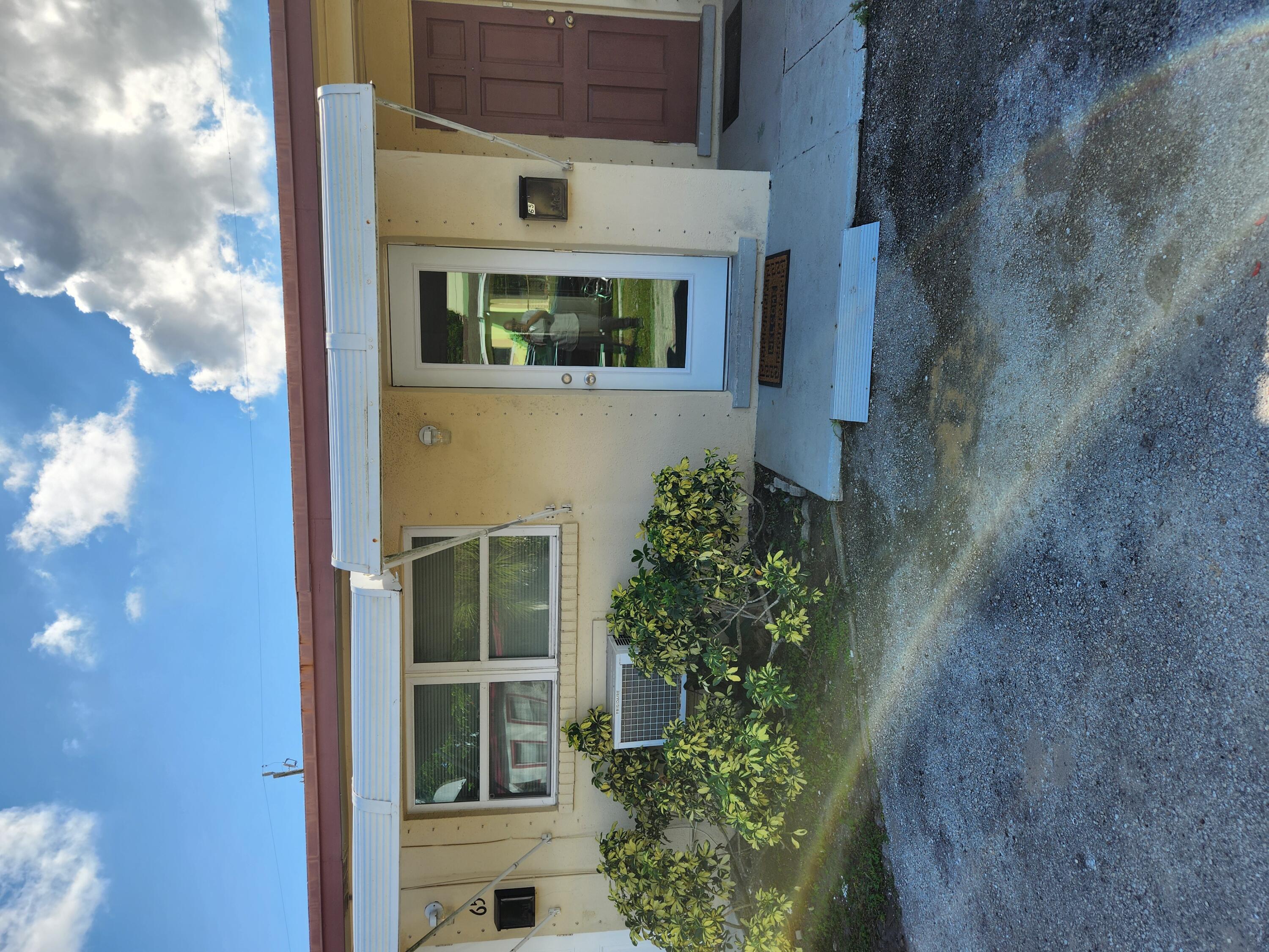 En Renta 65 W 34th Street B, Riviera Beach, FL 33404, Riviera Beach, FL 33404