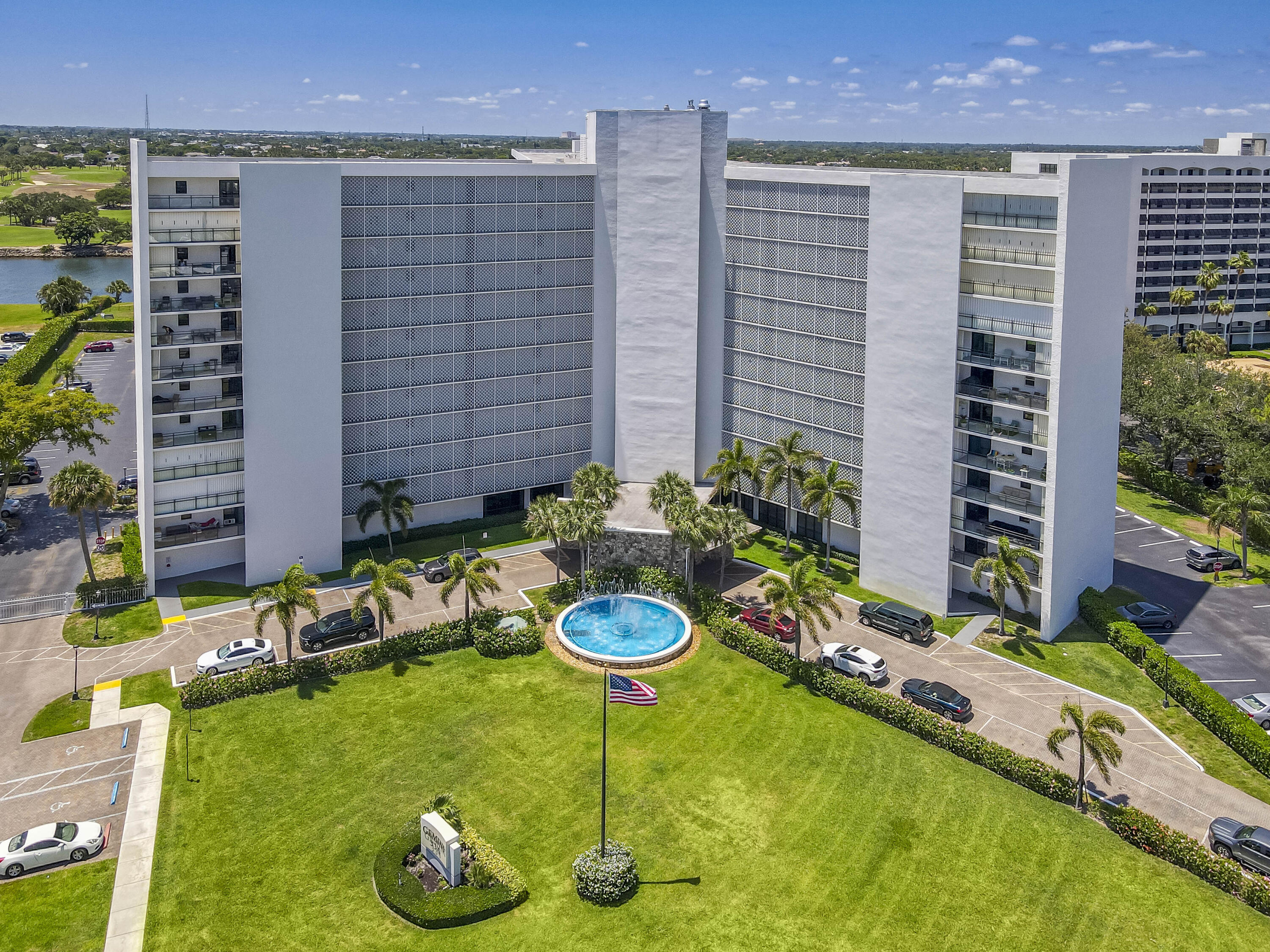Foto de propiedad en 336 Golfview Road 518, North Palm Beach, FL 33408 North Palm Beach con MLS# 