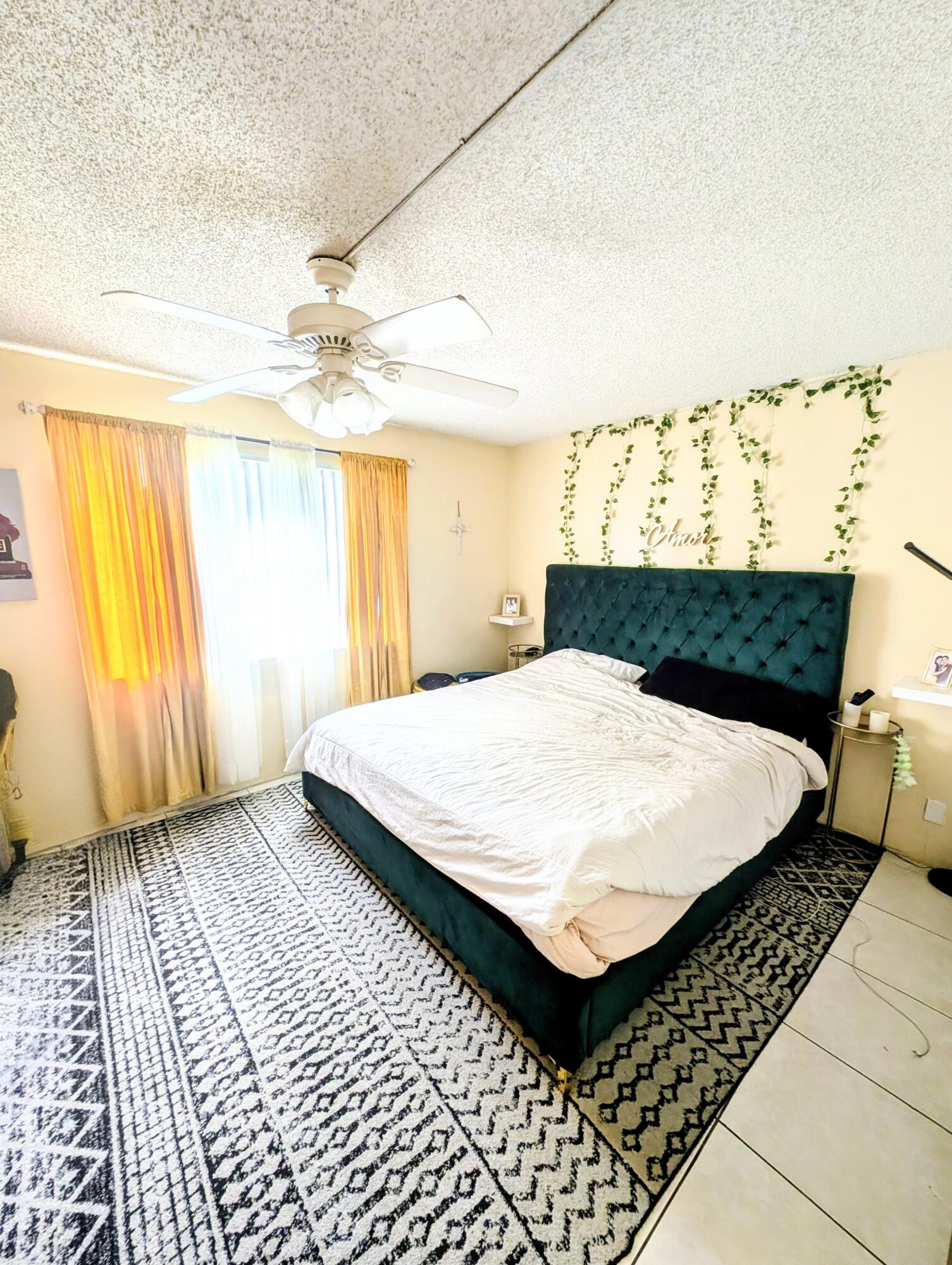 Foto de propiedad en 7960 NW 50th Street 104, Lauderhill, FL 33351 Lauderhill con MLS# 