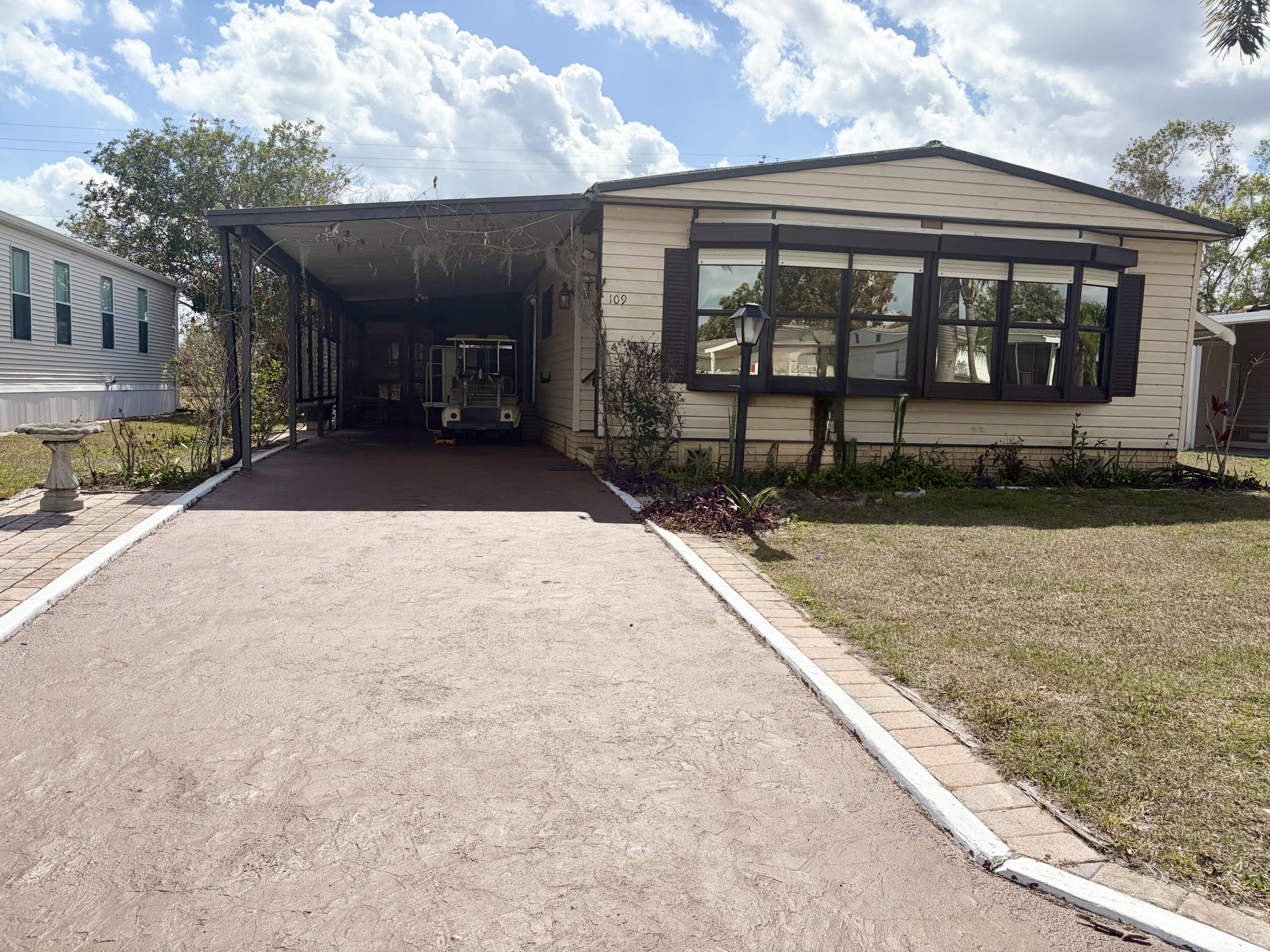 Vendido 109 East Caribbean, Port St. Lucie, FL 34952, Port St. Lucie, FL 34952