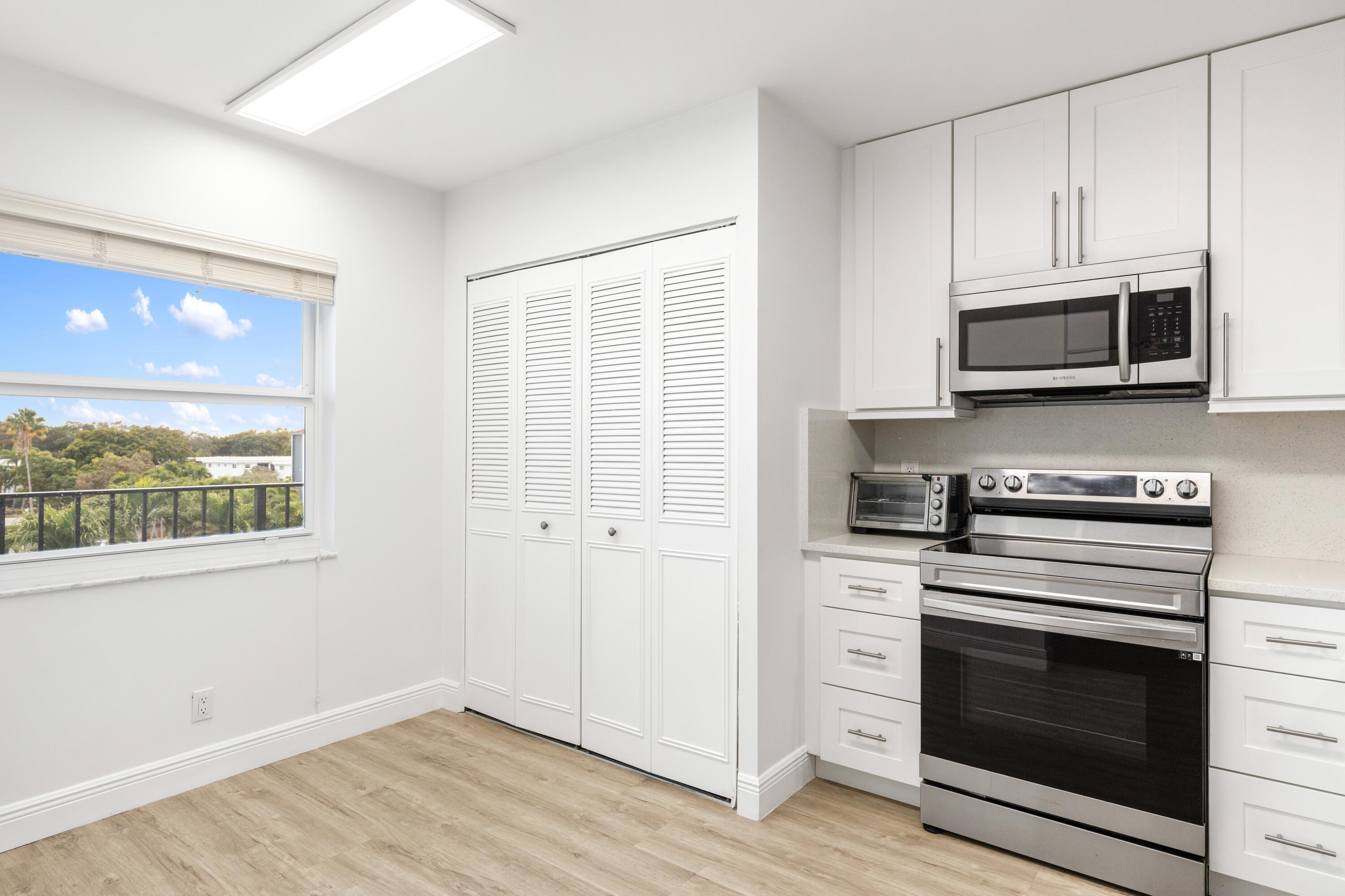 Foto de propiedad en 6650 S Oriole Boulevard 4080, Delray Beach, FL 33446 Delray Beach con MLS# 