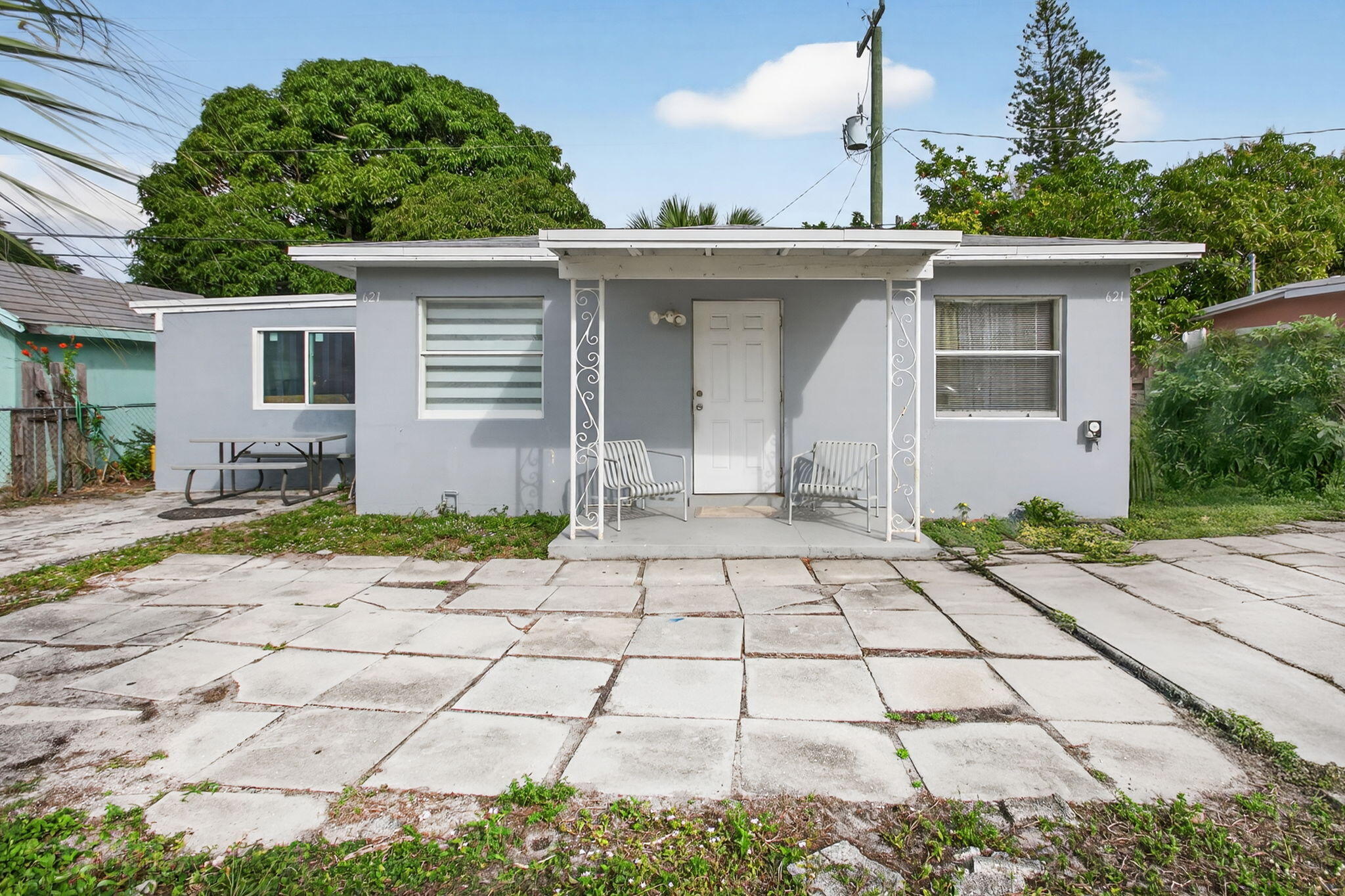 Foto de propiedad en 621 50th Street, West Palm Beach, FL 33407 West Palm Beach con MLS# 