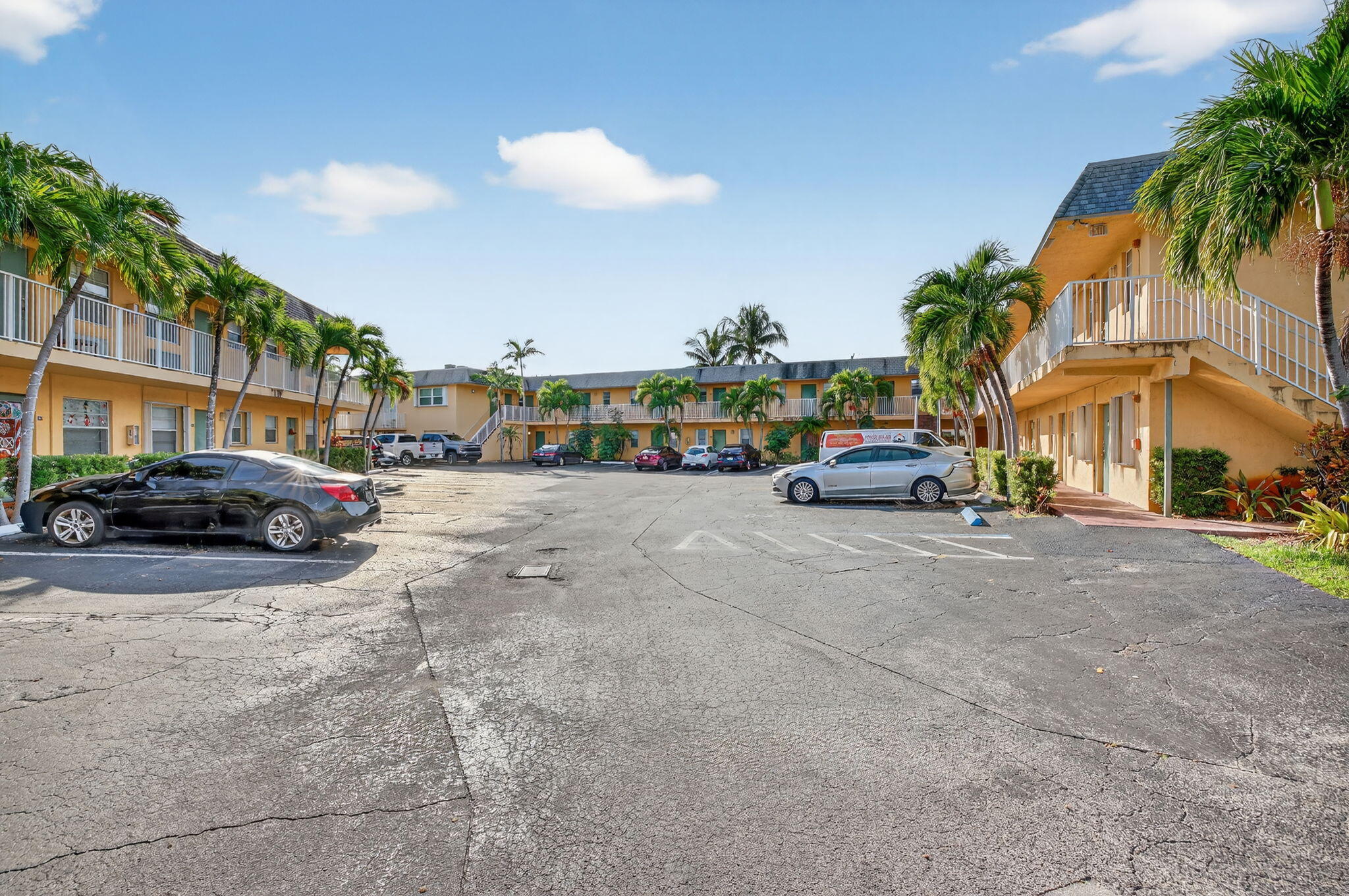 En Renta 4071 N Dixie Highway 32, Oakland Park, FL 33334, Oakland Park, FL 33334