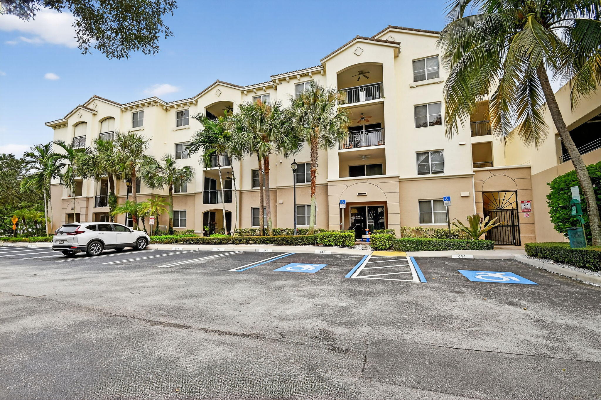 Alquilada 1 Renaissance Way 116, Boynton Beach, FL 33426, Boynton Beach, FL 33426