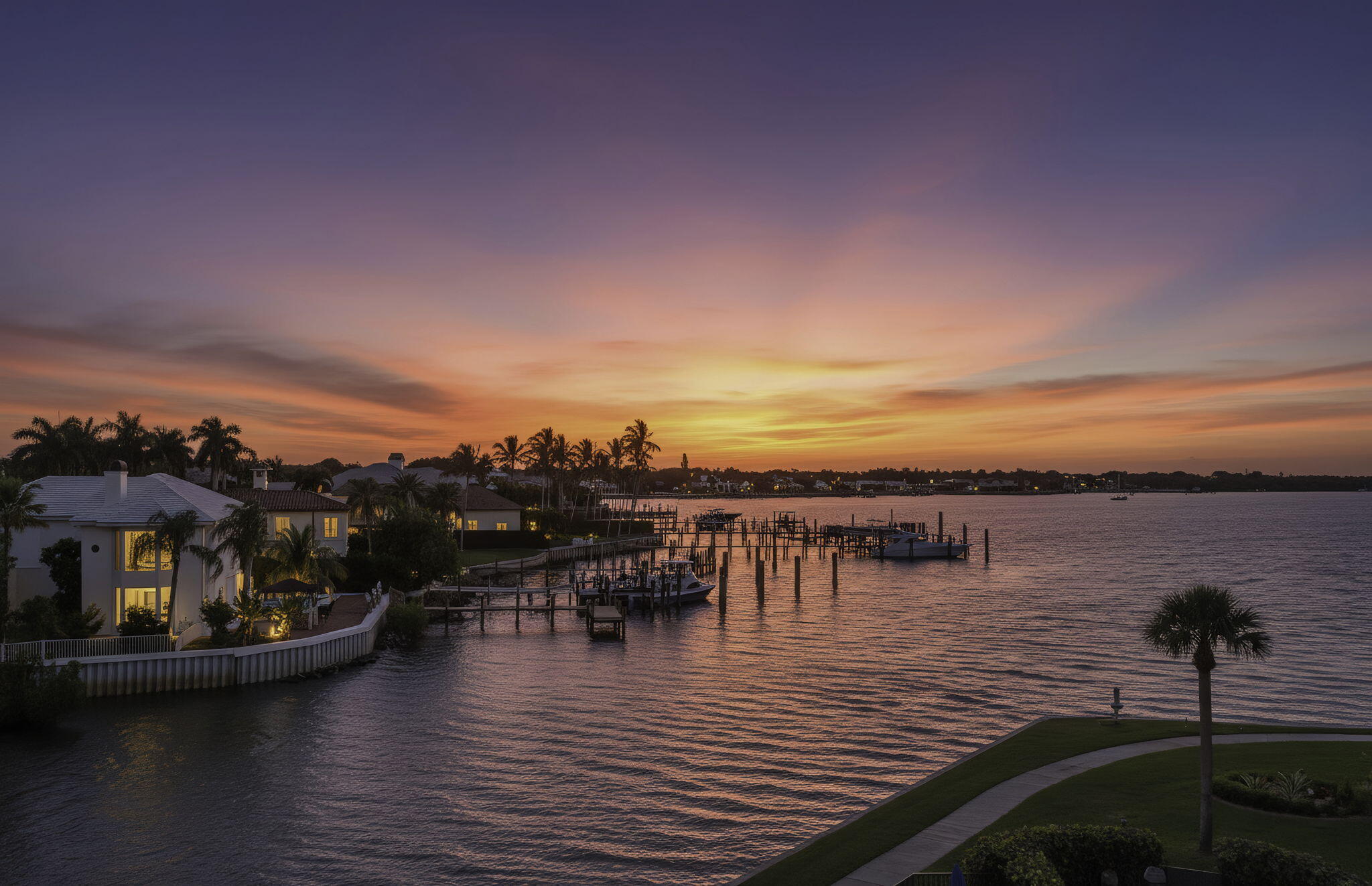 Foto de propiedad en 11390 Twelve Oaks Way 420, North Palm Beach, FL 33408 North Palm Beach con MLS# 