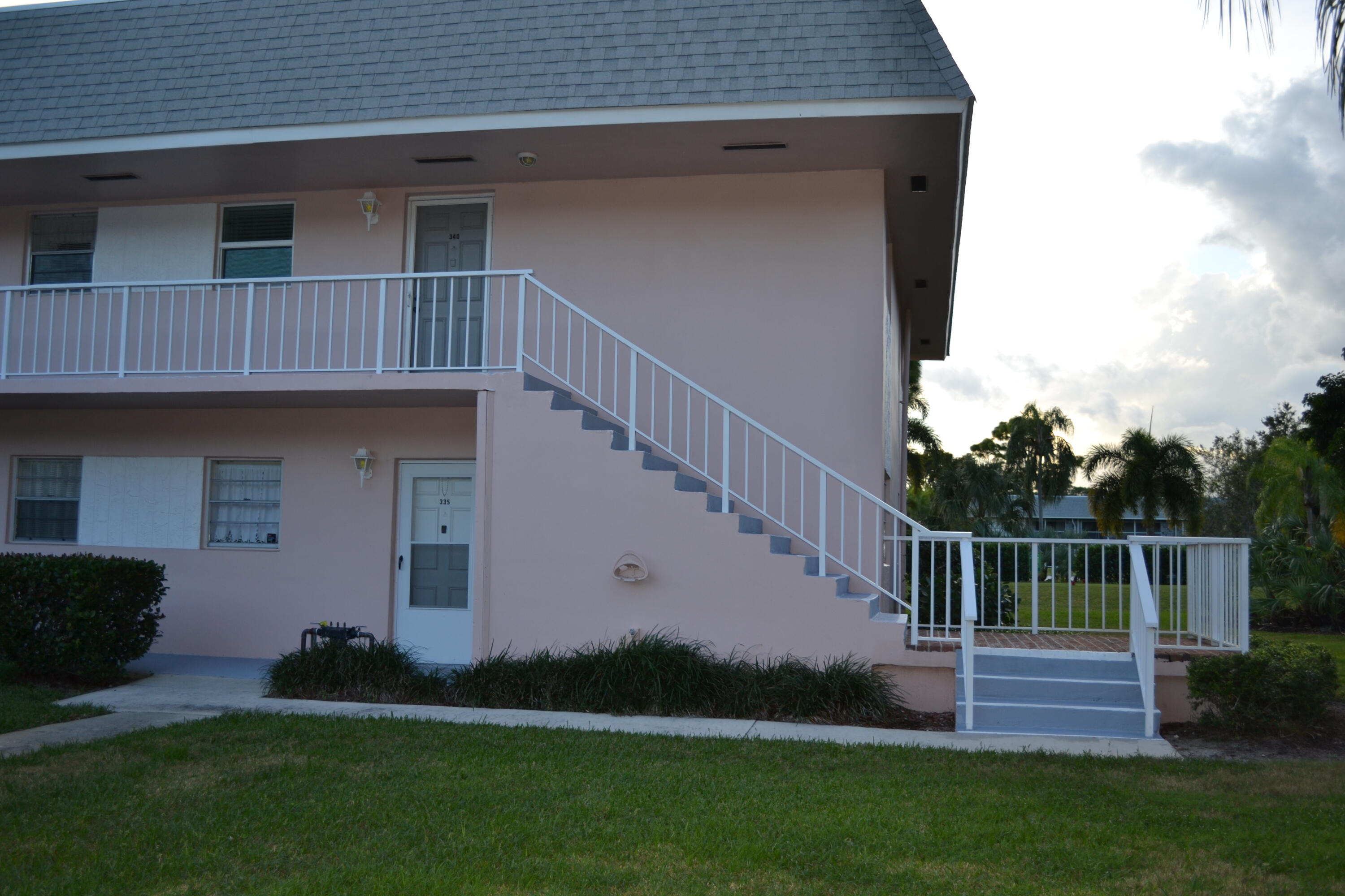 Alquilada 18081 SE Country Club Drive Bldg 34 Unit 335, Jupiter, FL 33469, Jupiter, FL 33469