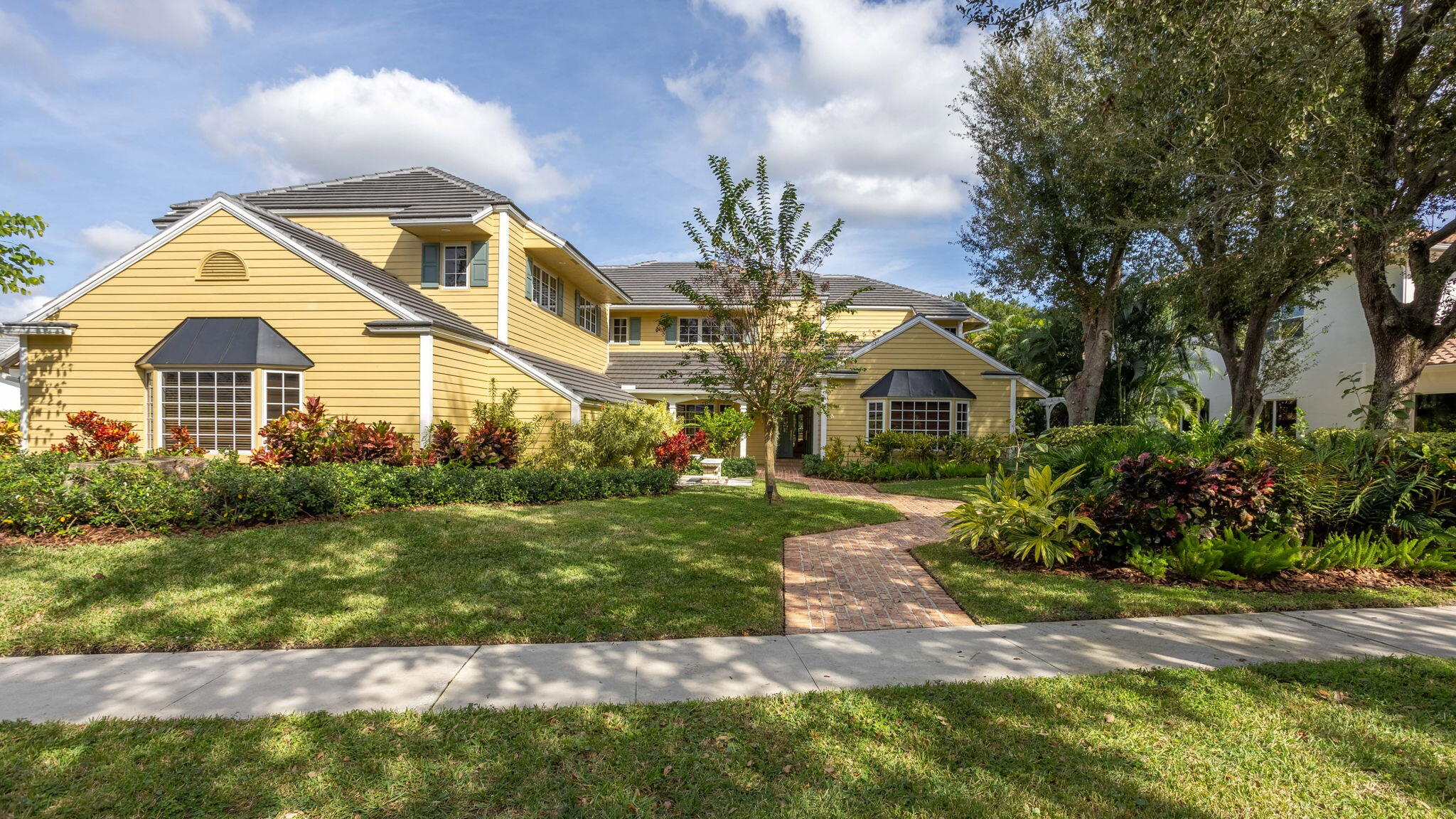 Foto de propiedad en 2883 Banyan Boulevard Circle NW, Boca Raton, FL 33431 Boca Raton con MLS# 