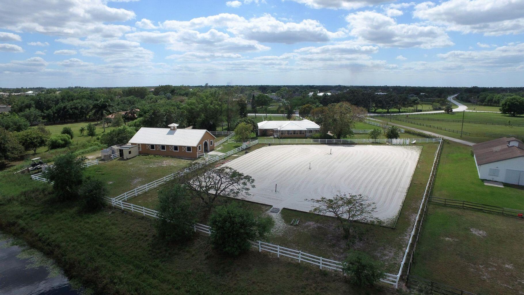 En Renta 2792 Appaloosa Trail Barn, Wellington, FL 33414, Wellington, FL 33414