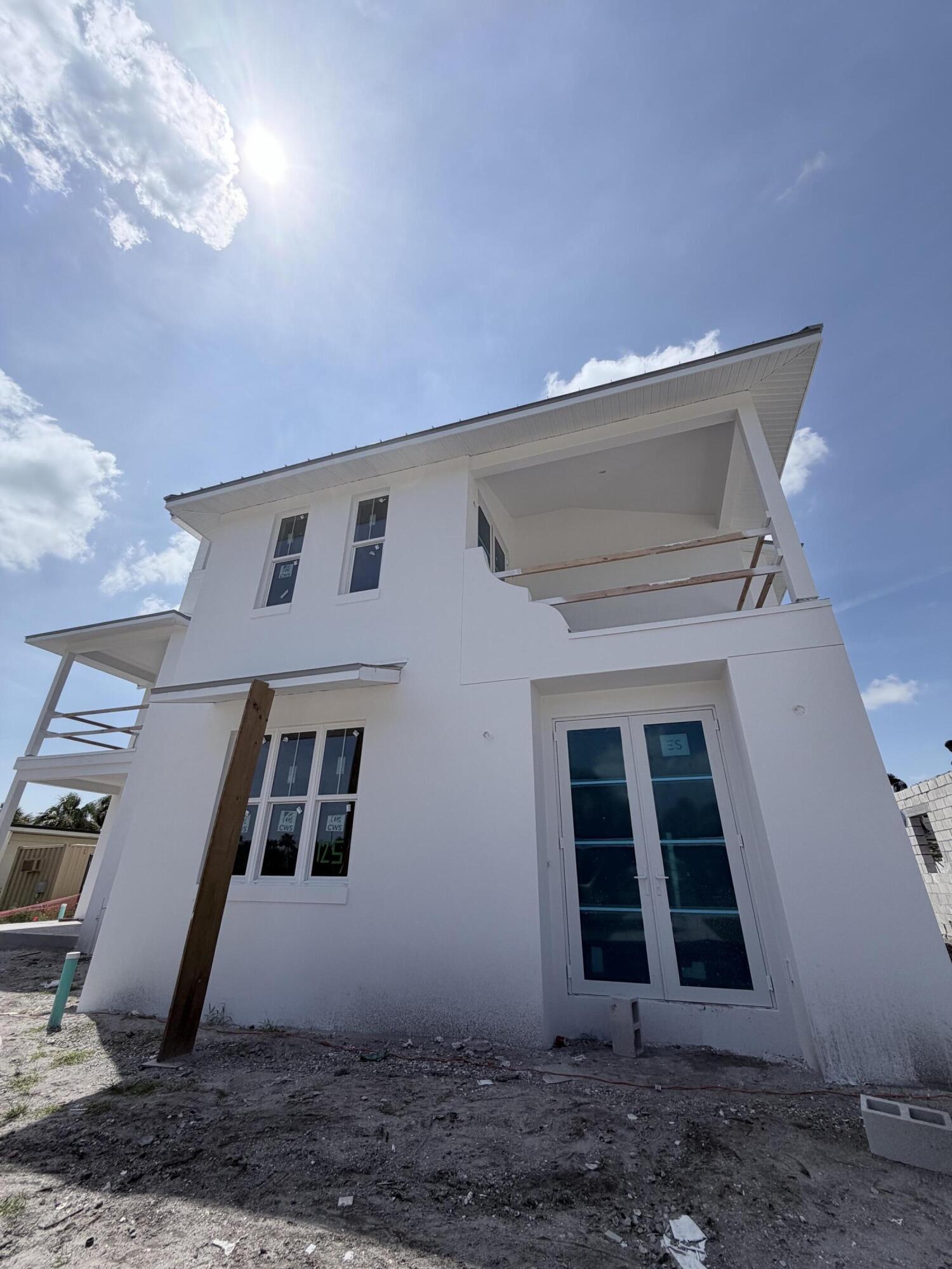 Foto de propiedad en 145 Kings Lane, Fort Pierce, FL 34950 Fort Pierce con MLS# 