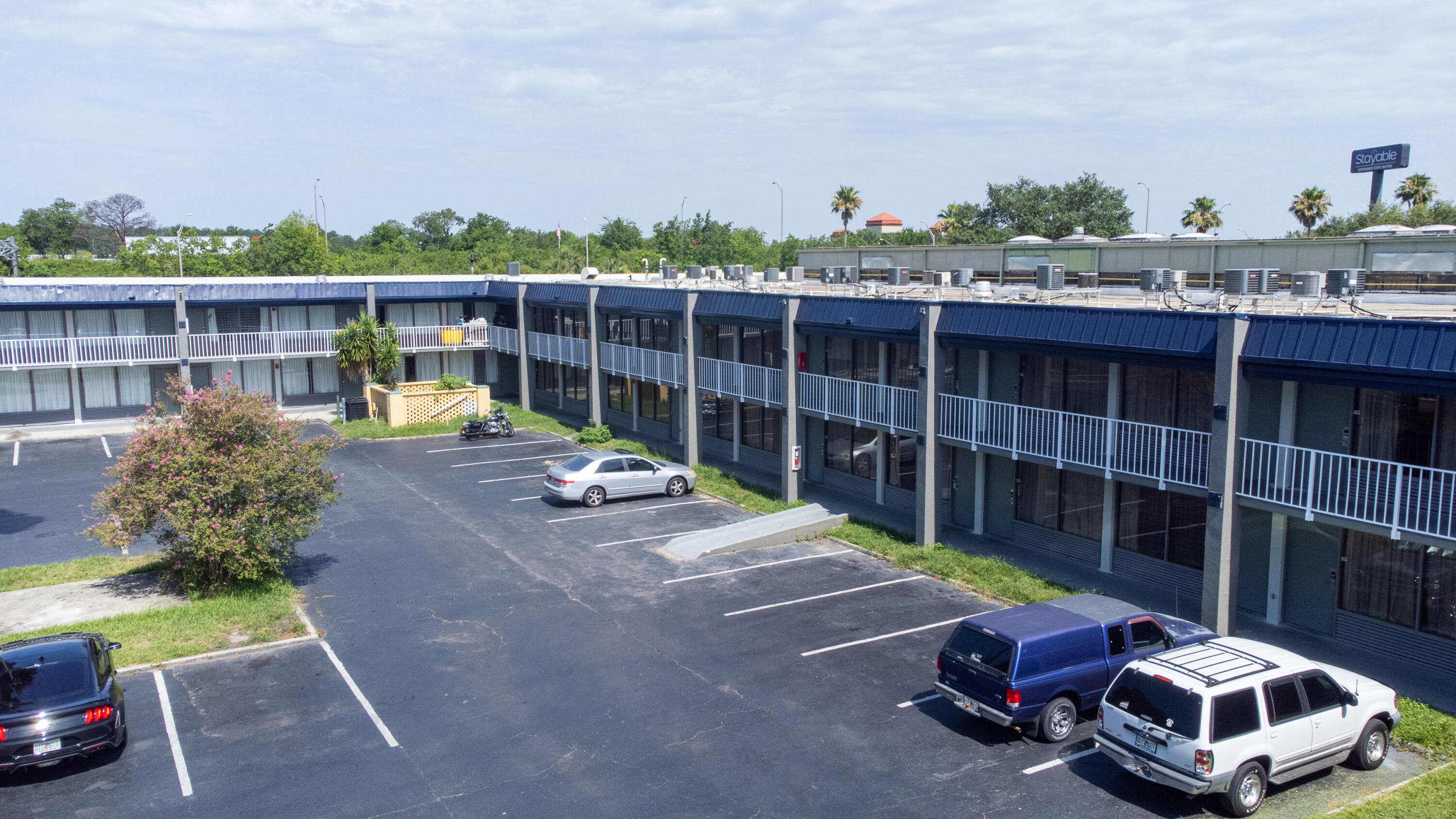 Foto de propiedad en 910 Suemac Road, Jacksonville, FL 32254 Jacksonville con MLS# 