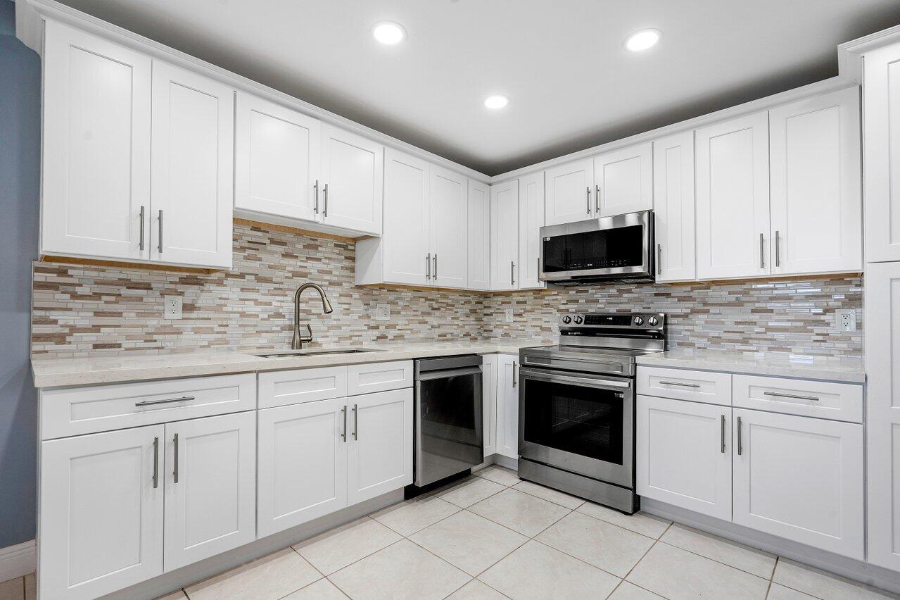Foto de propiedad en 1740 NW 19th Terrace 204, Delray Beach, FL 33445 Delray Beach con MLS# 