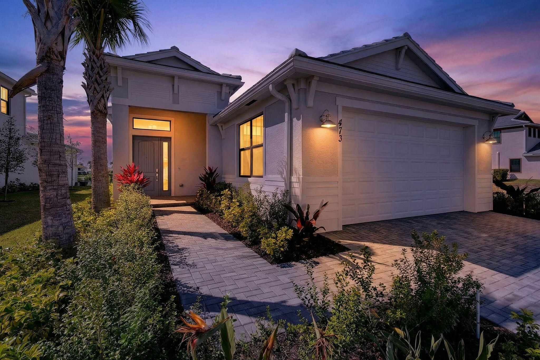 Foto de propiedad en 473 SE Fascino Circle, Port St. Lucie, FL 34984 Port St. Lucie con MLS# 