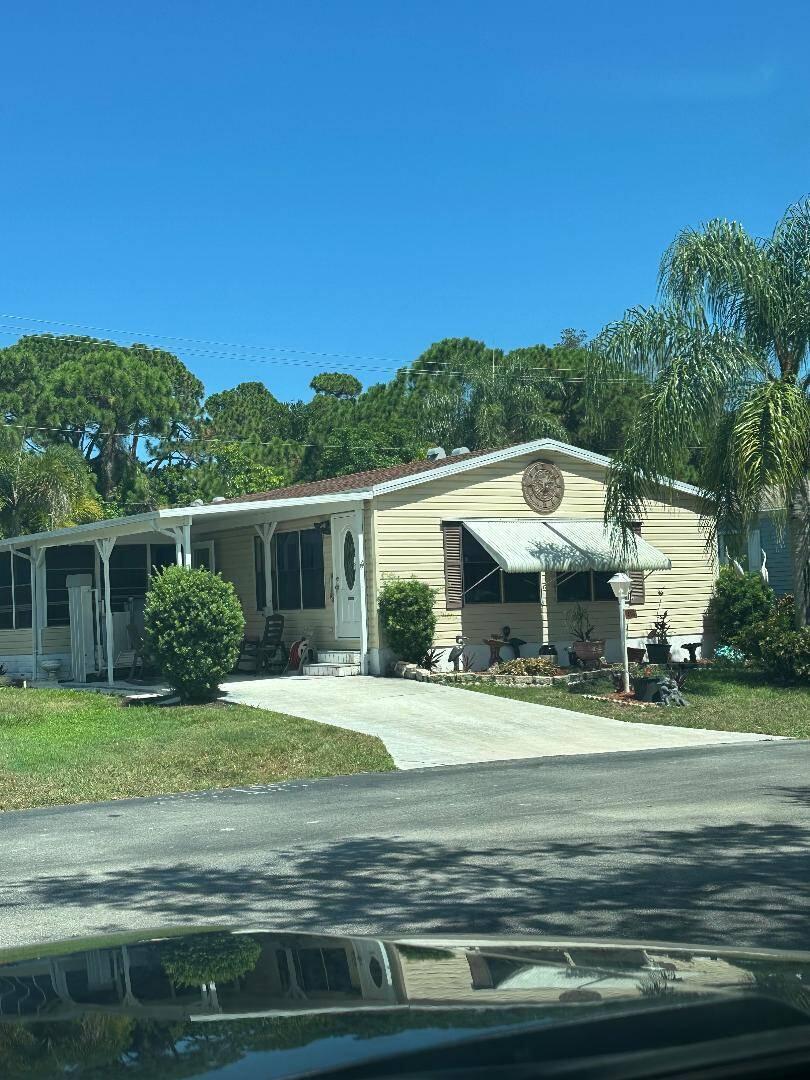 En Venta 456 Tropical Isles Circle, Fort Pierce, FL 34982, Fort Pierce, FL 34982