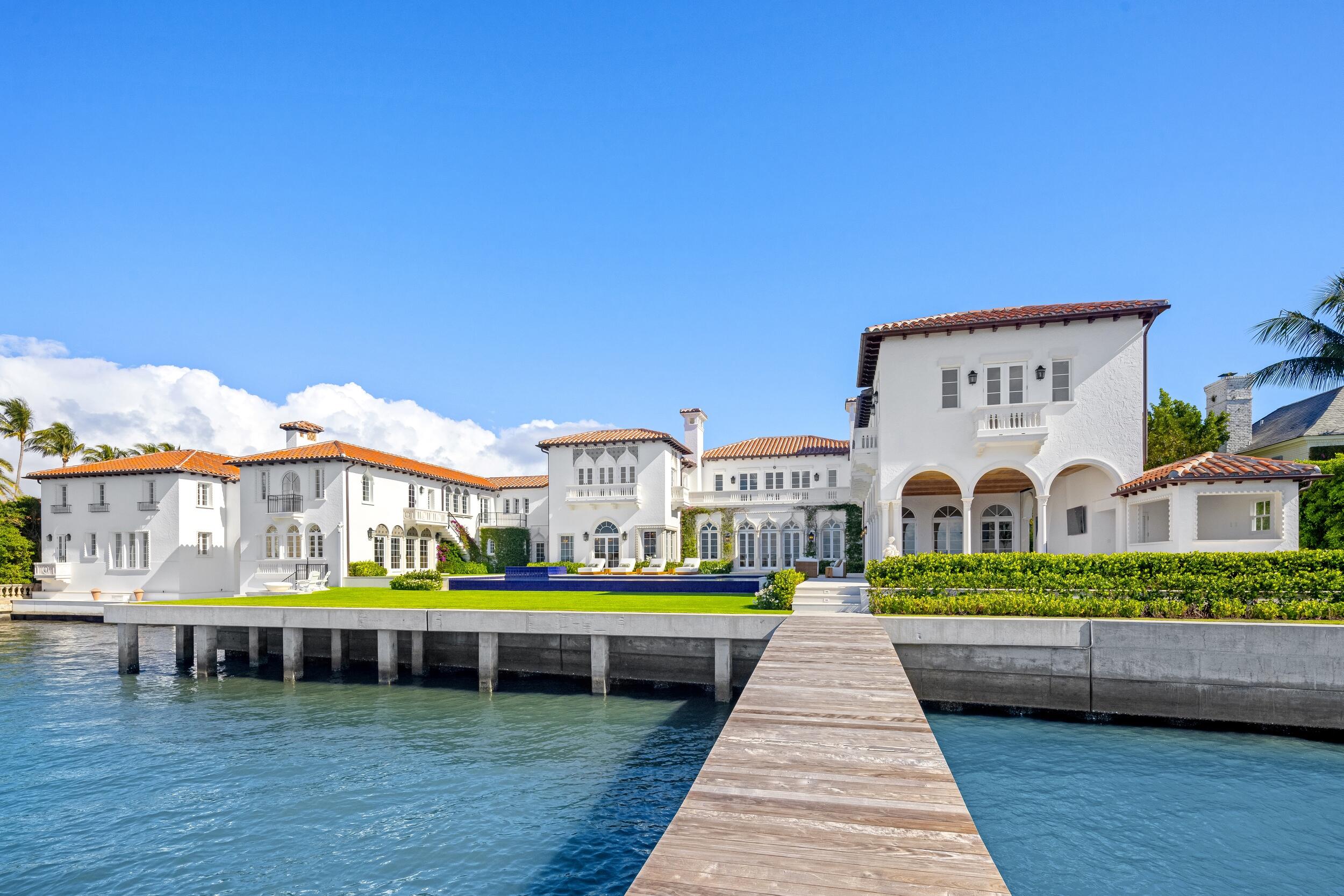 Foto de propiedad en 800 S County Road, Palm Beach, FL 33480 Palm Beach con MLS# 