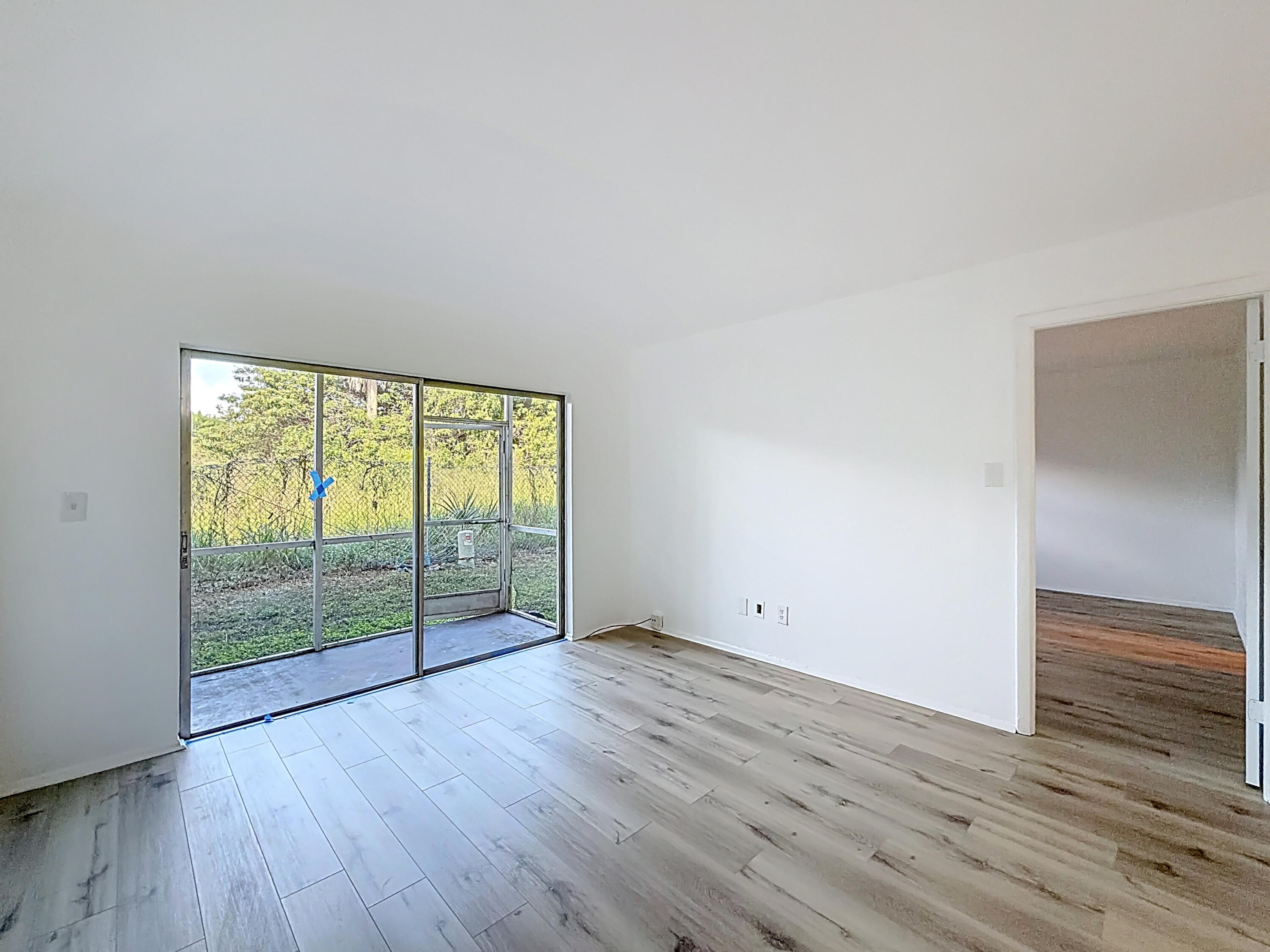 Foto de propiedad en 961 NW 45th Street 3, Deerfield Beach, FL 33064 Deerfield Beach con MLS# 