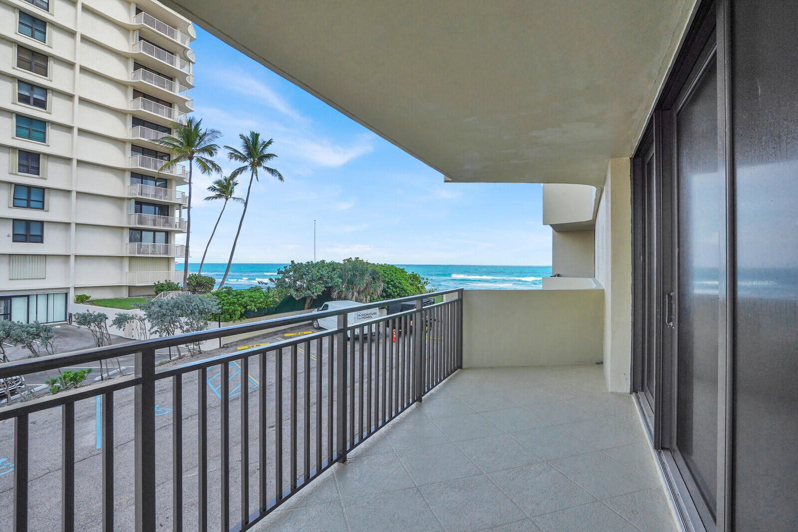 Foto de propiedad en 5460 N Ocean Drive 1d, Singer Island, FL 33404 Singer Island con MLS# 