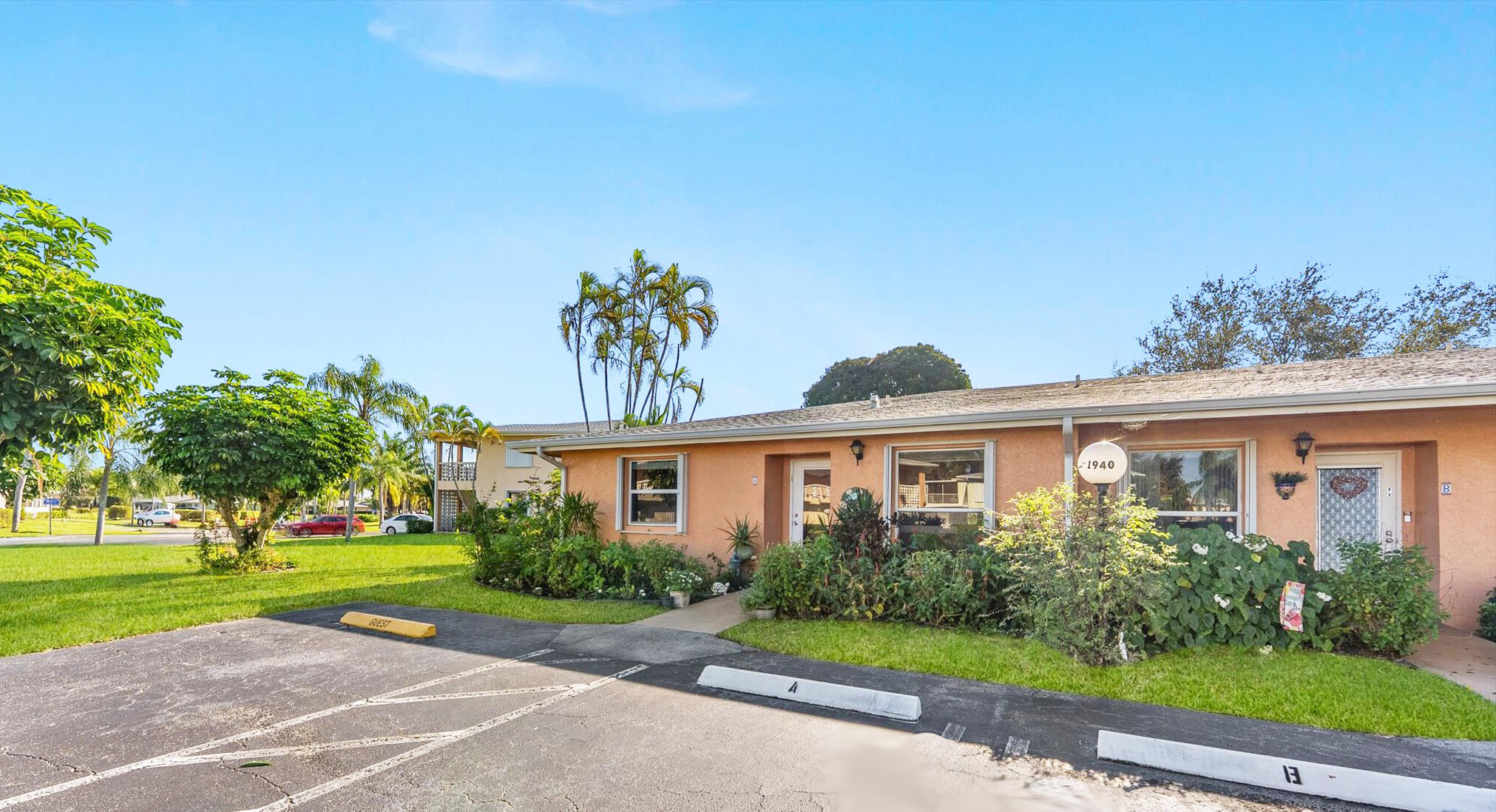 Foto de propiedad en 1940 NW 13th Street 12-a, Delray Beach, FL 33445 Delray Beach con MLS# 