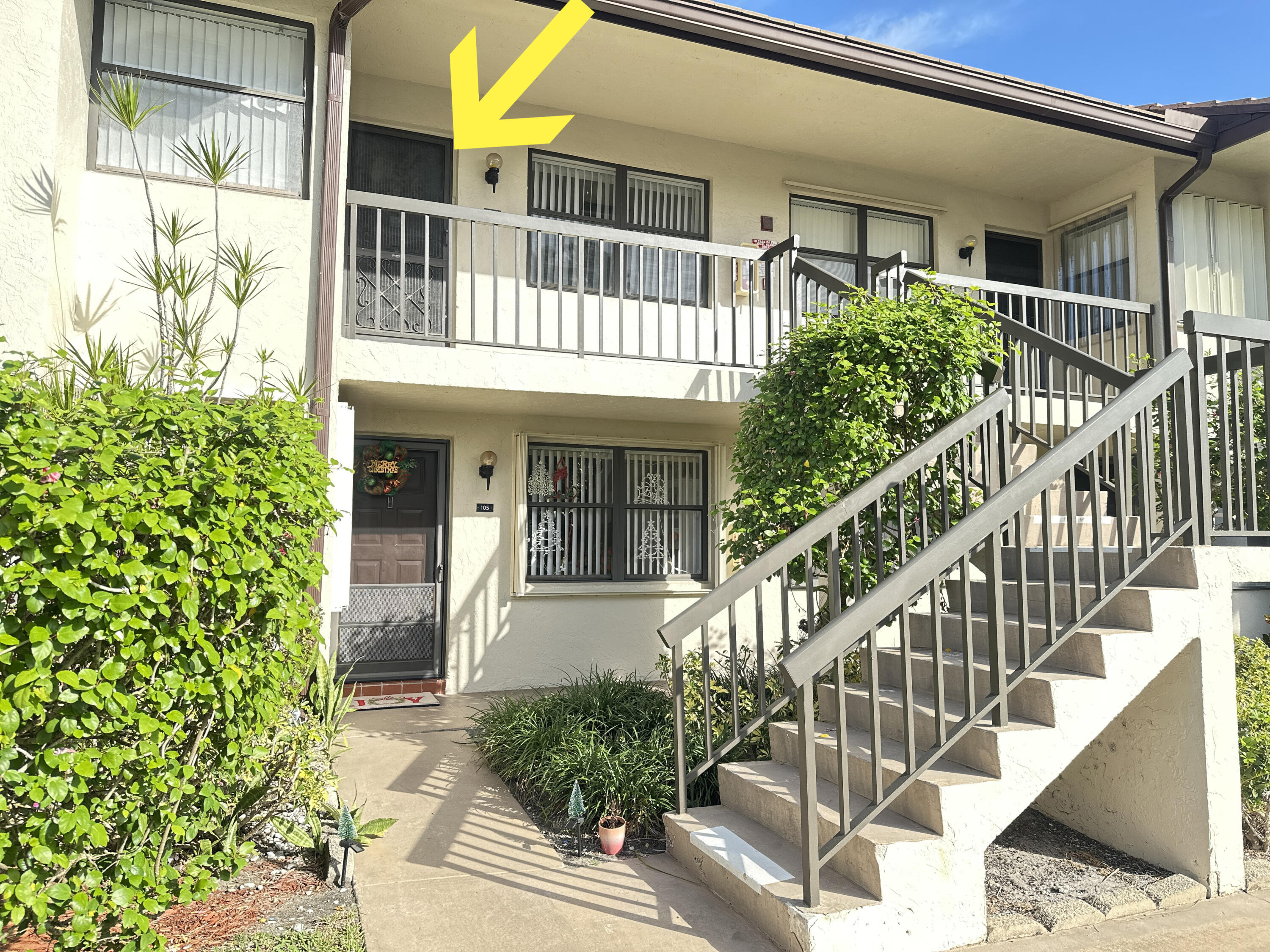 Foto de propiedad en 7593 Tahiti Lane 205, Lake Worth, FL 33467 Lake Worth con MLS# 