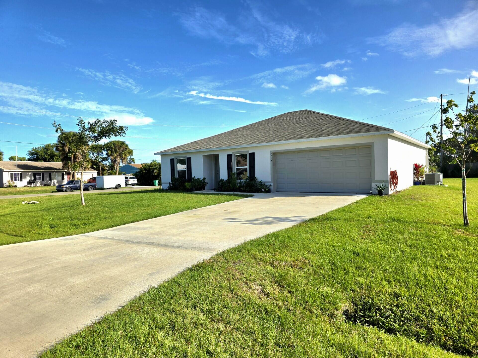 Foto de propiedad en 2772 SE Garfield Avenue, Port St. Lucie, FL 34952 Port St. Lucie con MLS# 