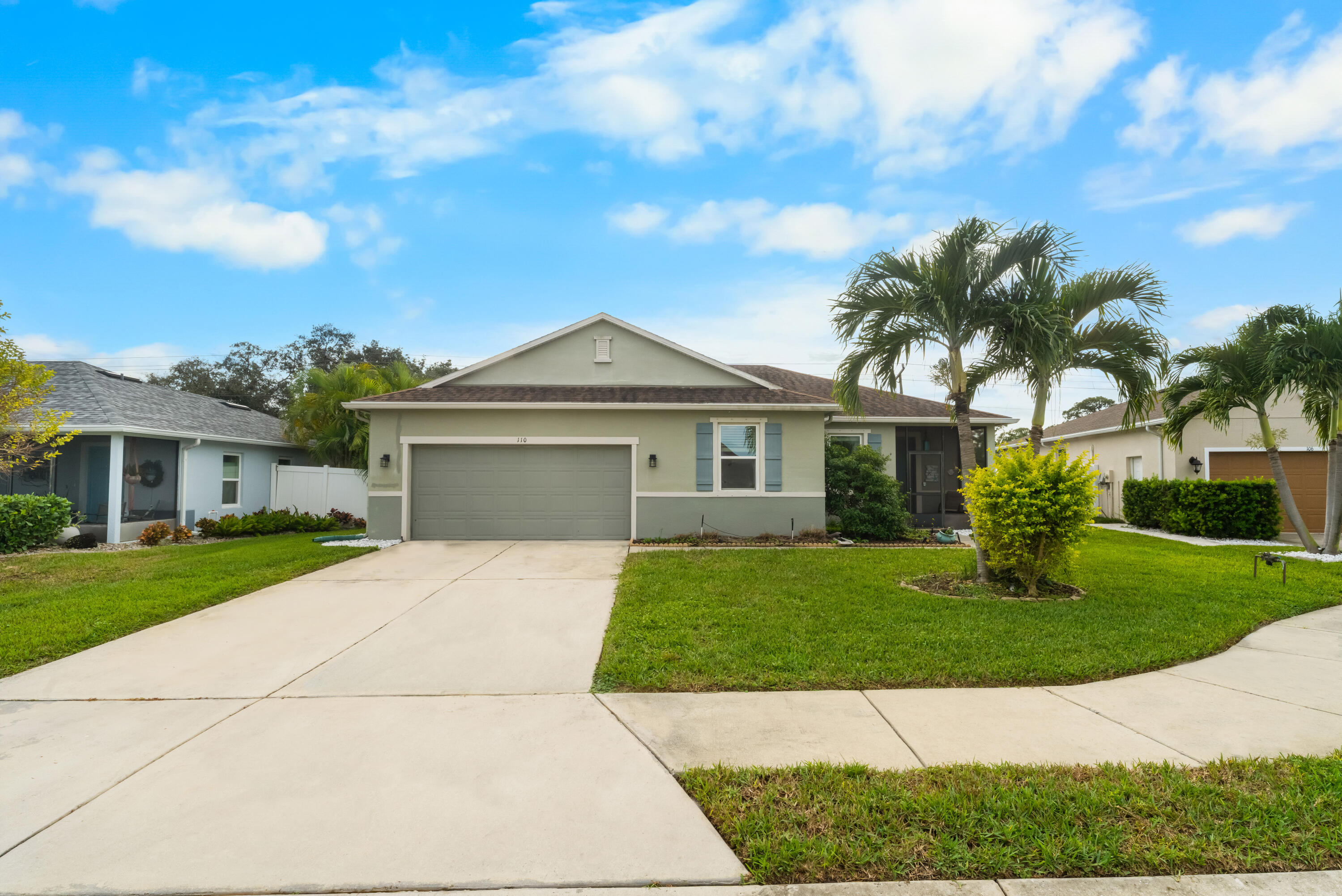 Foto de propiedad en 110 65th Avenue E, Bradenton, FL 34203 Bradenton con MLS# 