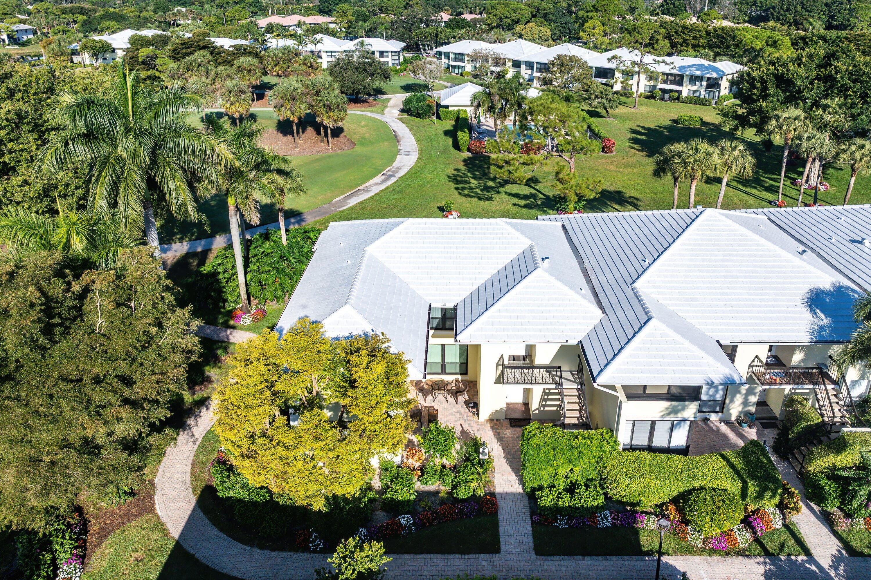 Foto de propiedad en 3665 Quail Ridge Drive Bobwhite B, Boynton Beach, FL 33436 Boynton Beach con MLS# 
