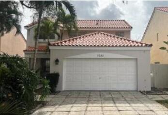 Foto de propiedad en 3780 Amalfi Drive 3780, Hollywood, FL 33021 Hollywood con MLS# 